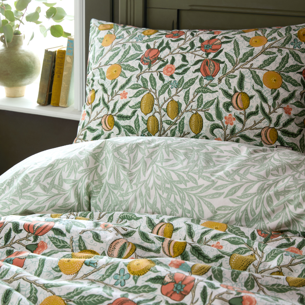 WILLIAM MORRIS AT HOME "Fruit" QUILT COVER SET