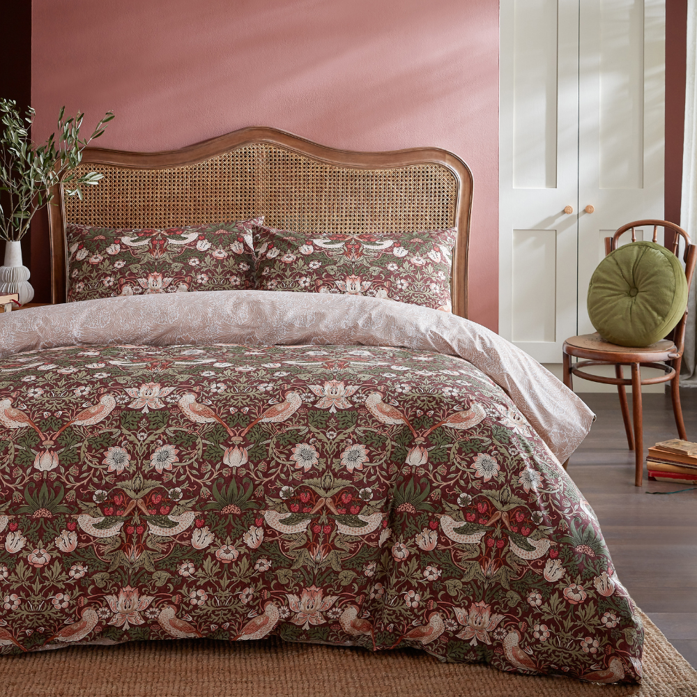 WILLIAM MORRIS AT HOME "Strawberry Thief" QUILT COVER SET