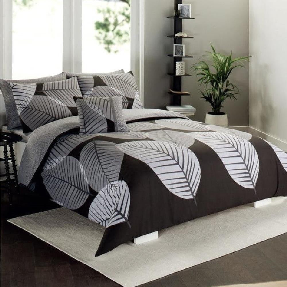 Dreamfields Wild Leaf Design Quilt Doona Duvet Cover Set