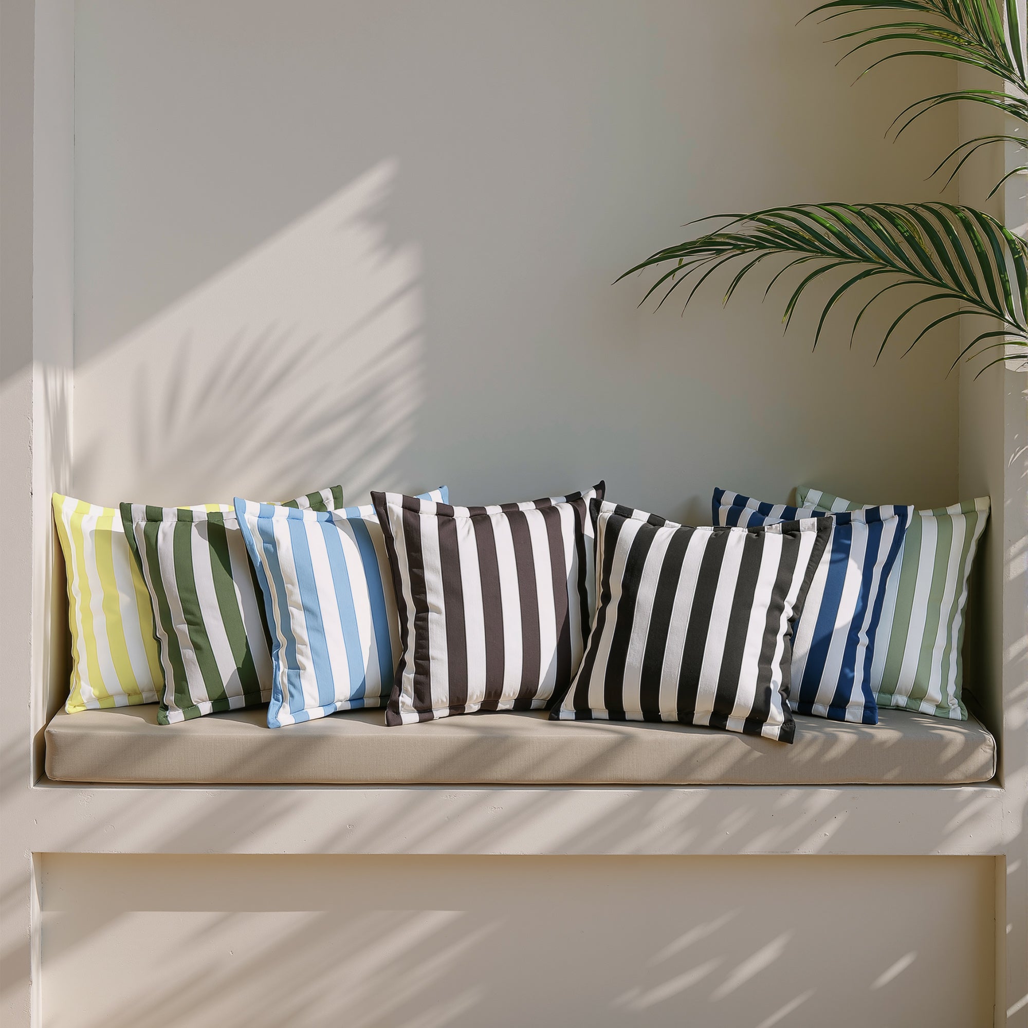 Zaab | TORQUAY STRIPE FILLED OUTDOOR CUSHION NAVY 50X50CM