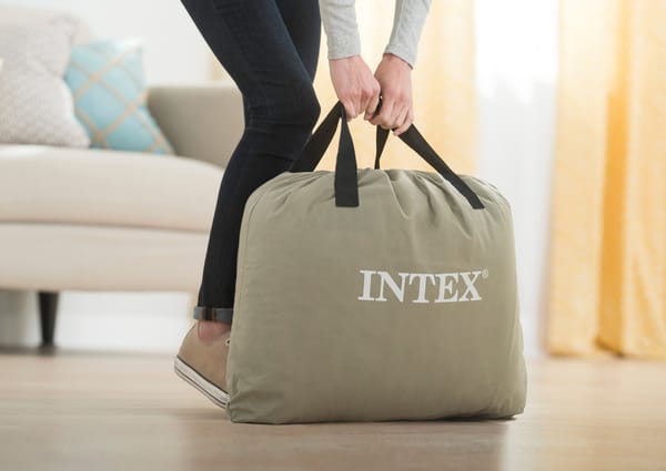 Intex Queen Deluxe Mid Rise Airbed 33Cm 67770