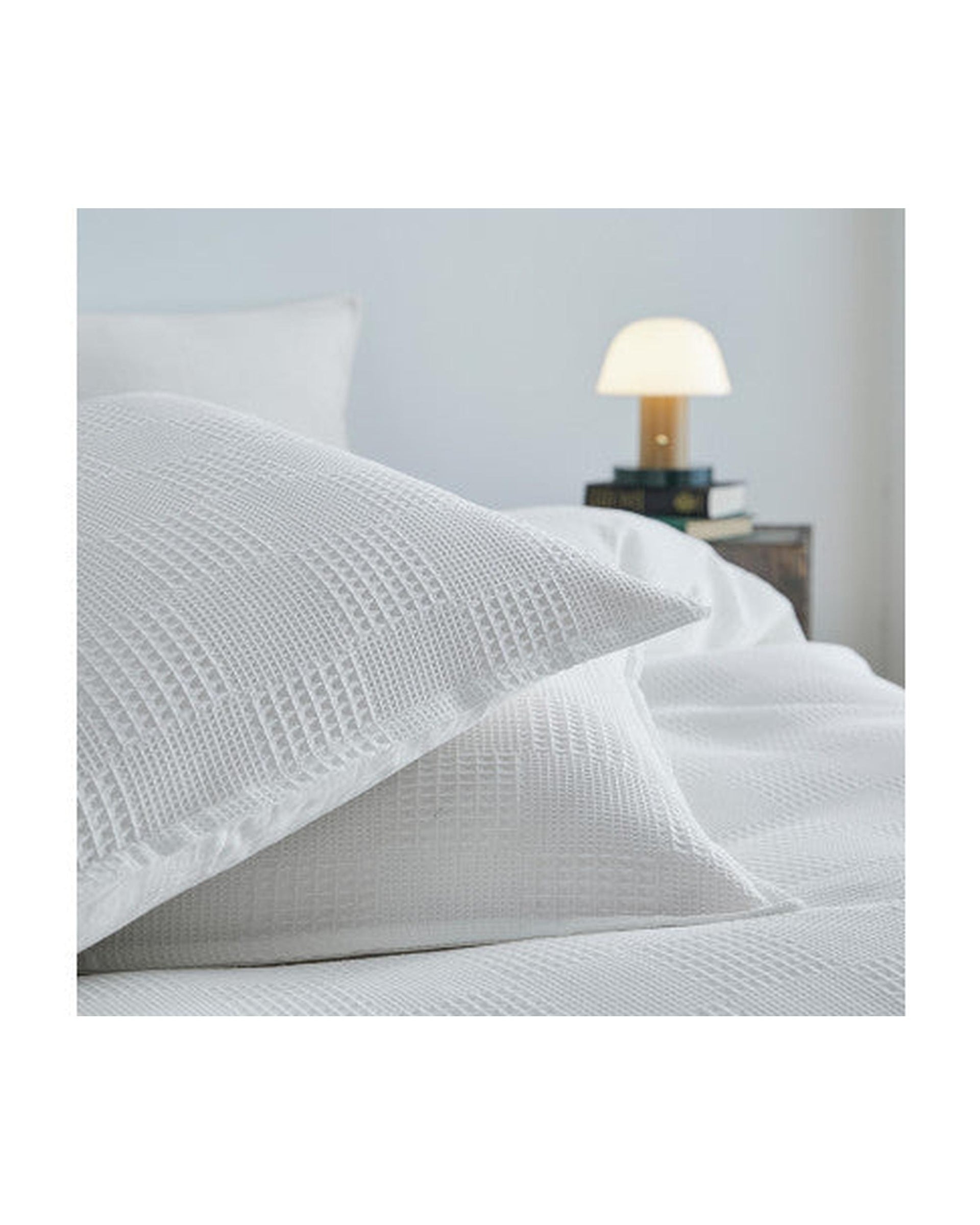 GIOIA CASA 100% Cotton REVERSABLE checkered waffle quilt cover set - WHITE GIOIA CASA