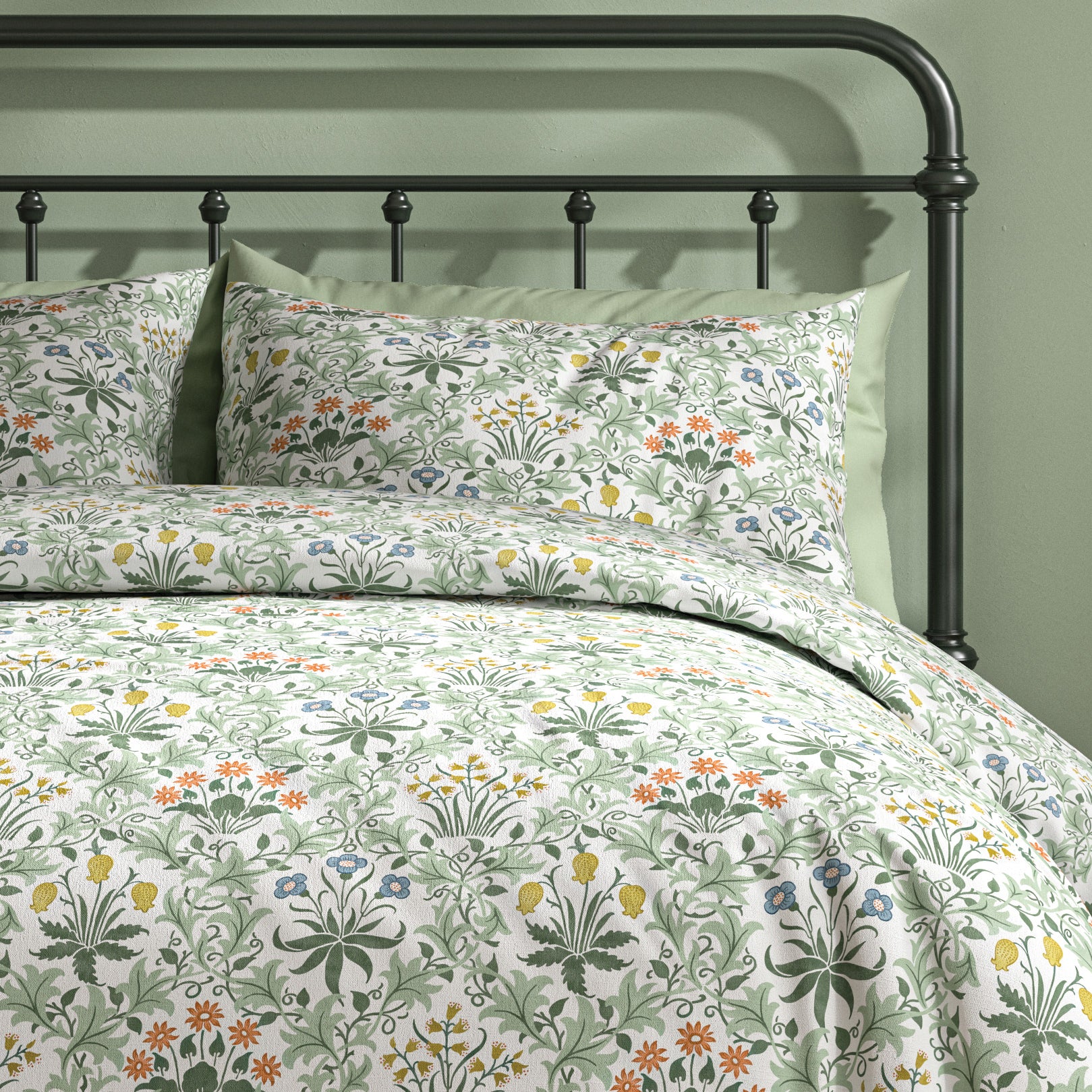WILLIAM MORRIS AT HOME "Celadine" QUILT COVER SET