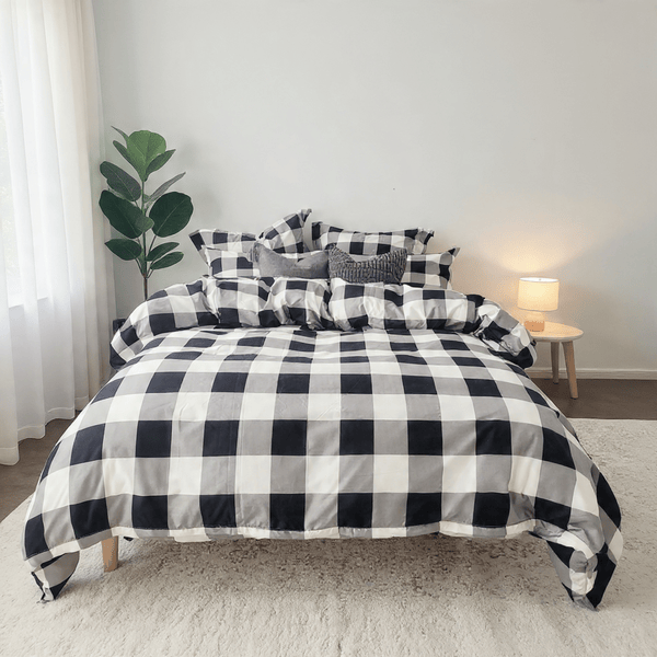 Amsons Quilt Cover Amsons Microfibre Quilt Cover Set - Black Grid