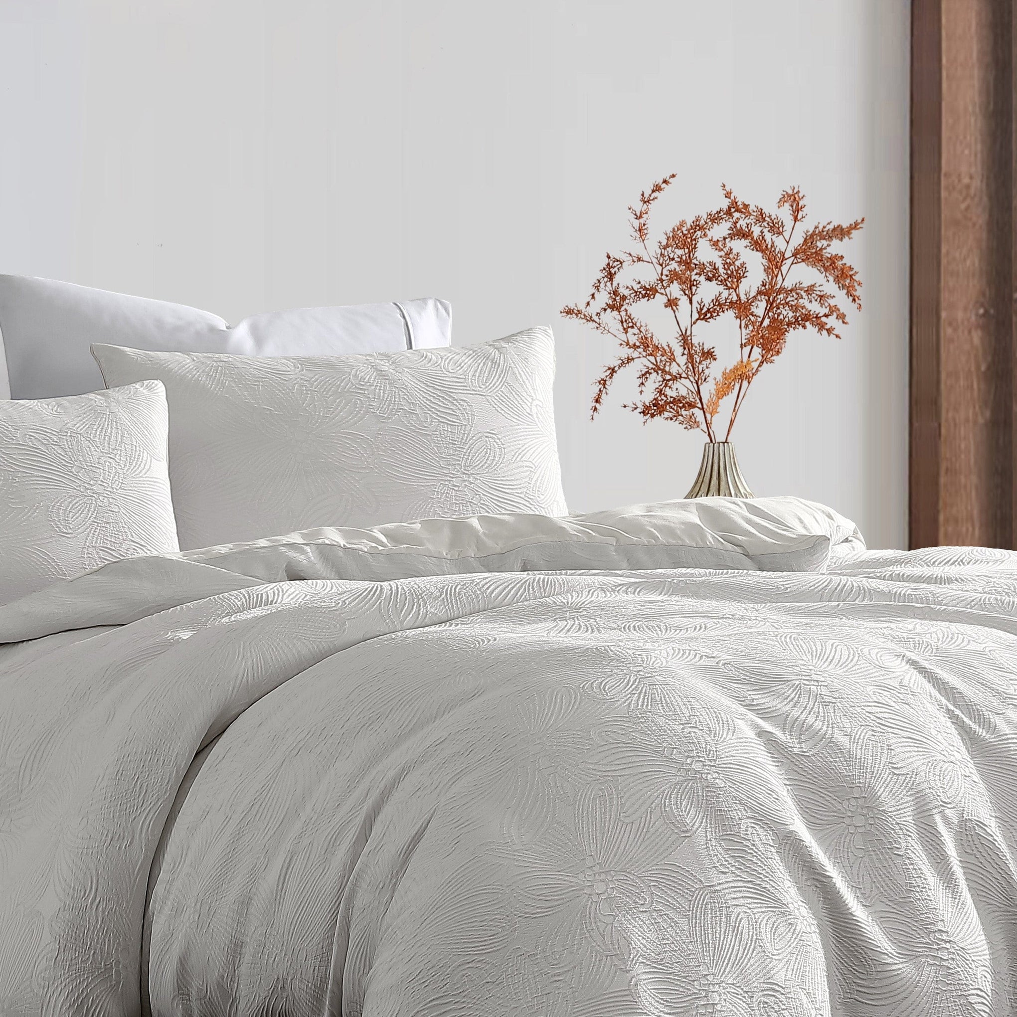 Ardor Bedding Quilt Cover Queen / White ARDOR BOUDOIR "Avena" QUILT COVER SET