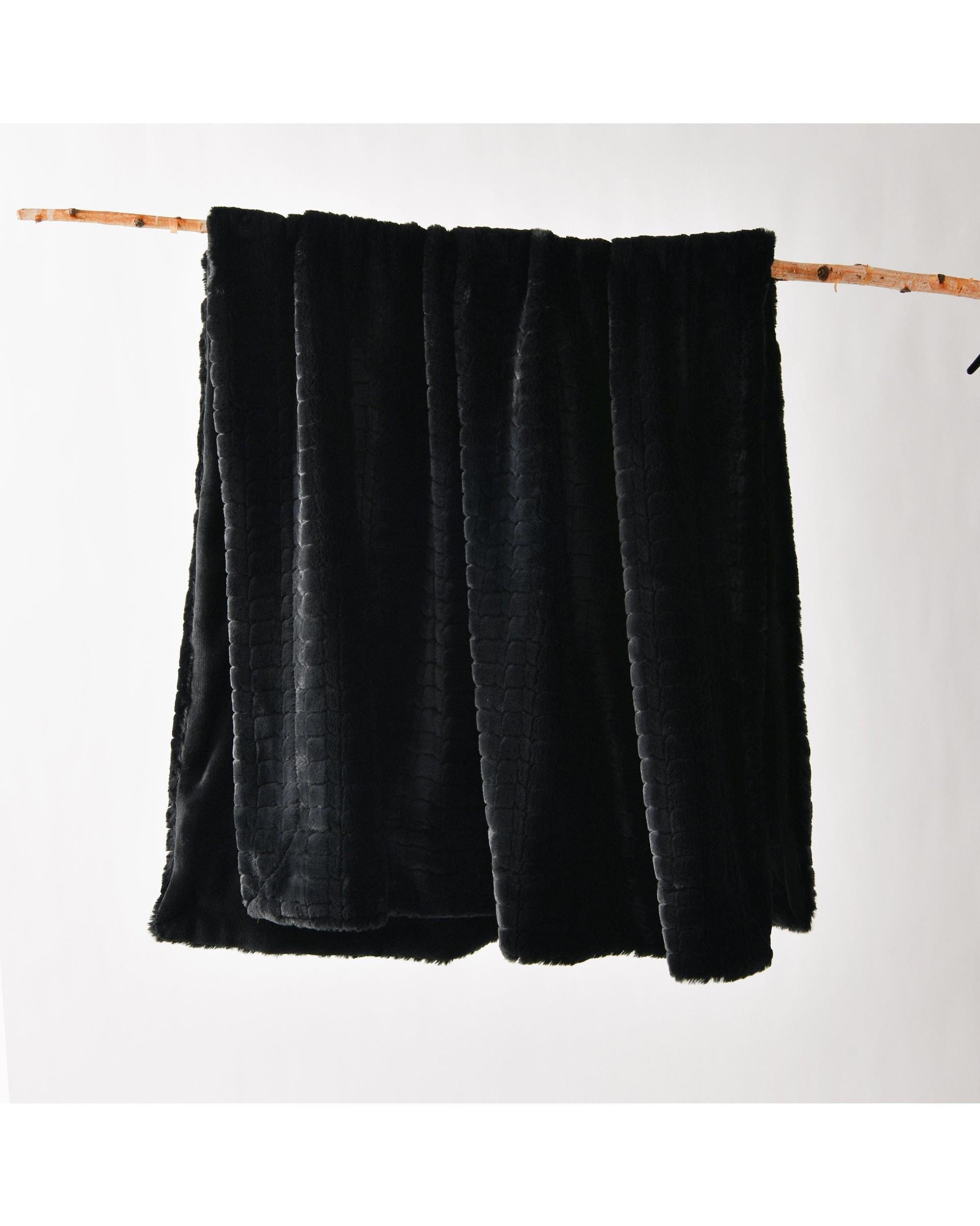 Bianca Bedding Blanket Bianca Australian TAMBAR Throw Rug Faux Fur Black