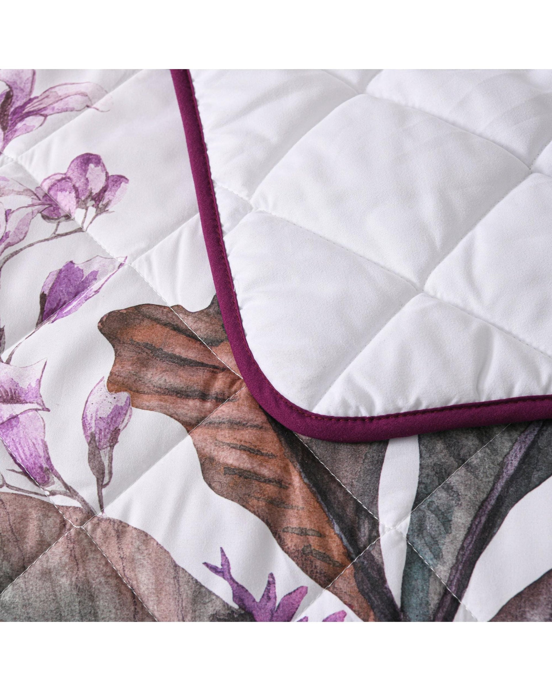 Bianca Bedding Coverlet Bianca Bedding ABIGAIL Berry Polyester Bedspread Set