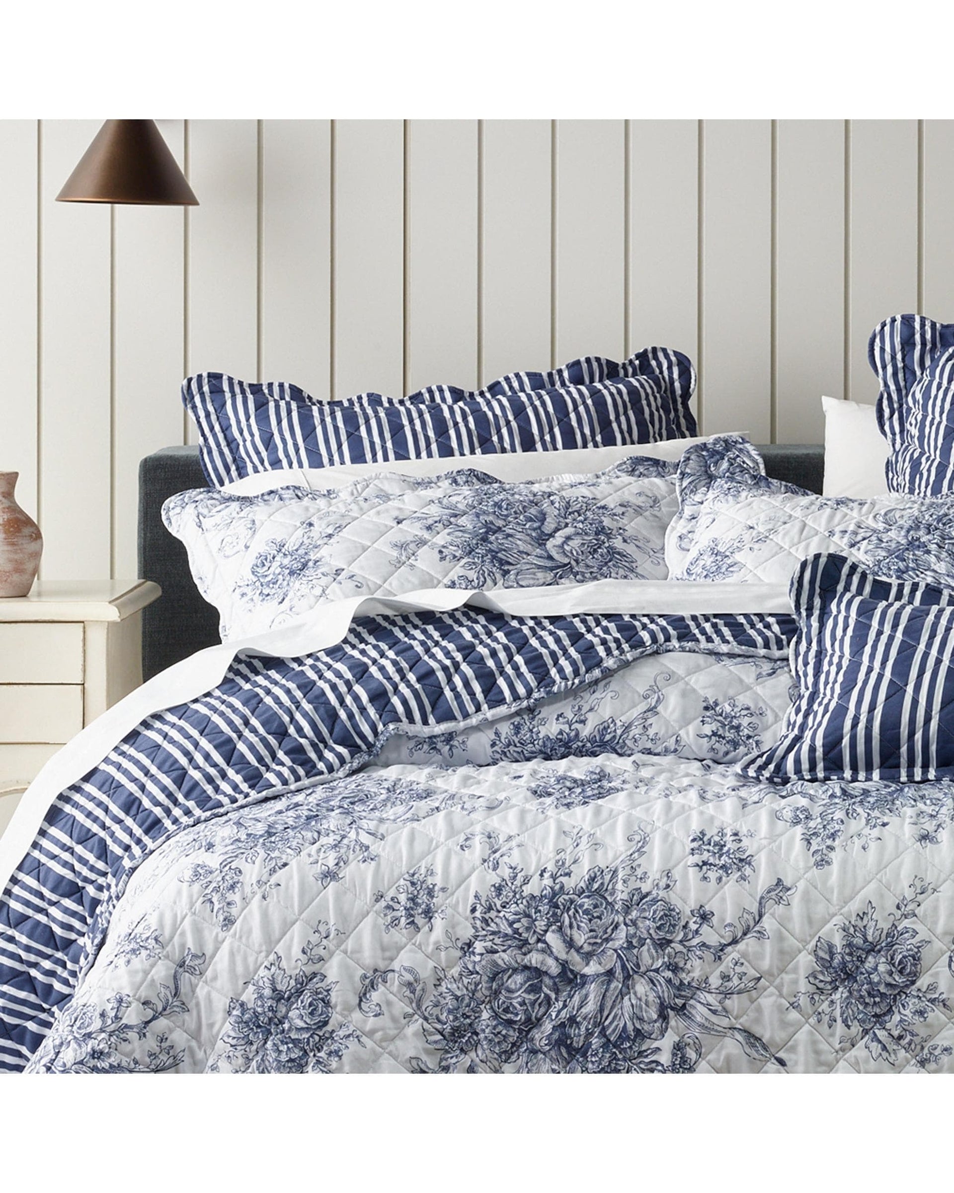 Bianca Bedding Comforter Bianca Bedding Amorette 5-7 Piece Set Blue Polyester Bedspread Set