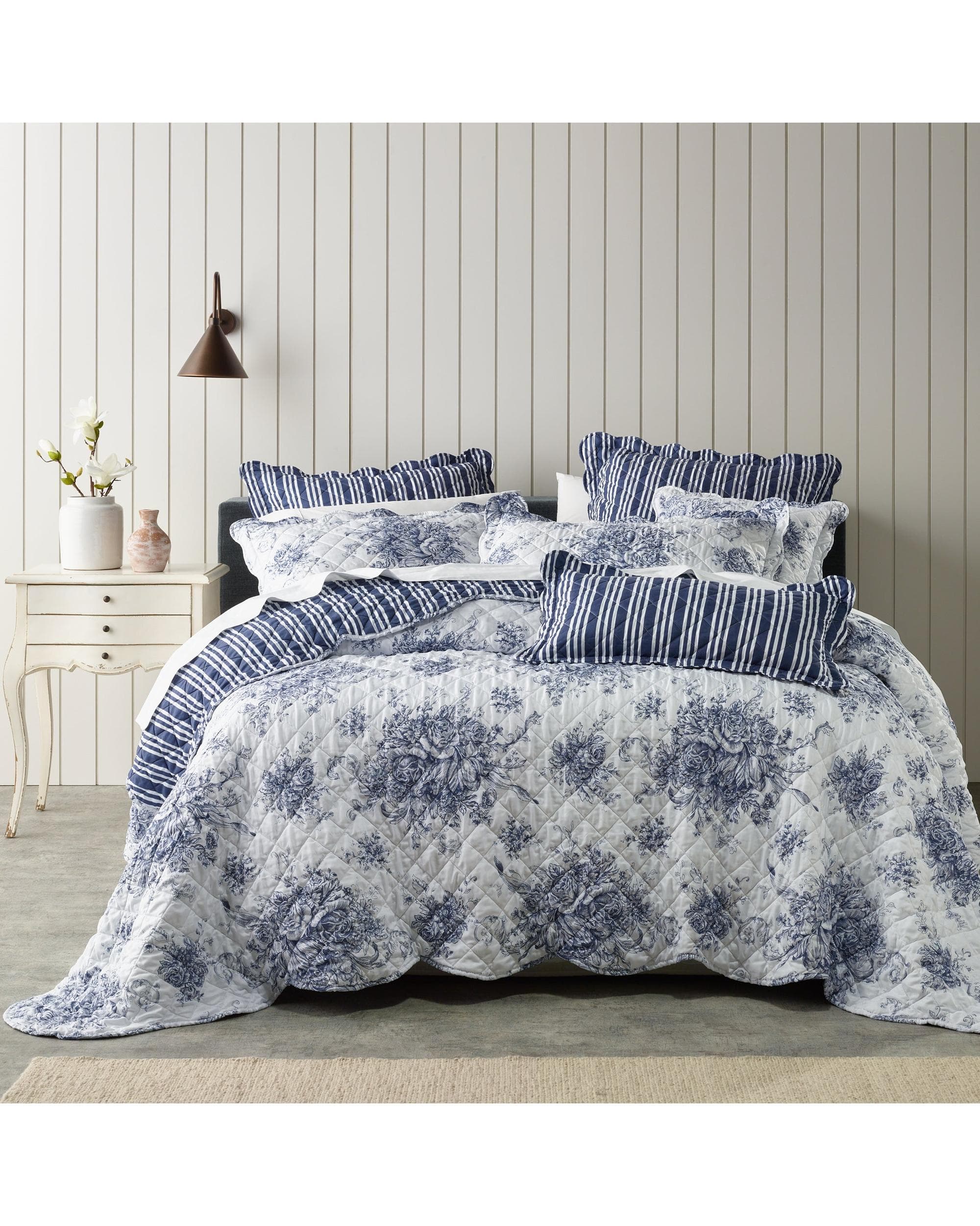 Bianca Bedding Comforter Bianca Bedding Amorette 5-7 Piece Set Blue Polyester Bedspread Set