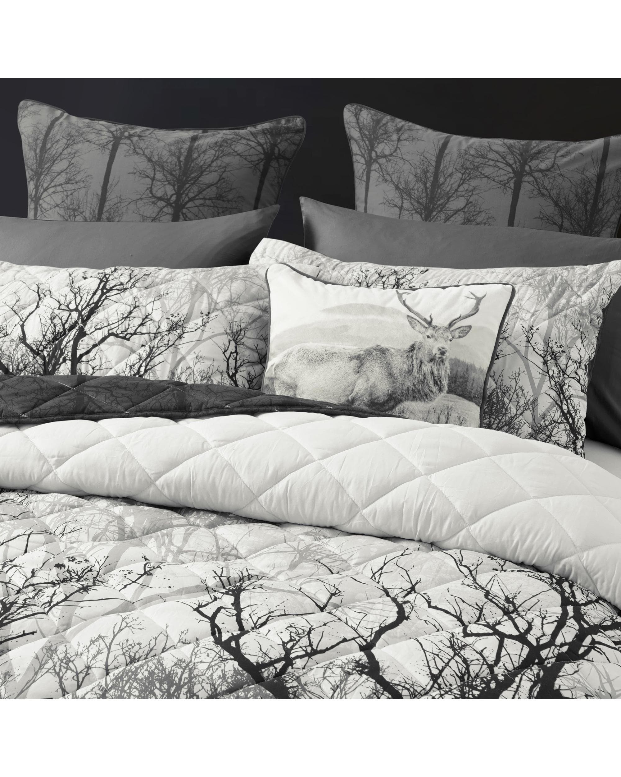 Bianca Bedding Coverlet Bianca Bedding BOSCAGE Black Polyester Coverlet Set