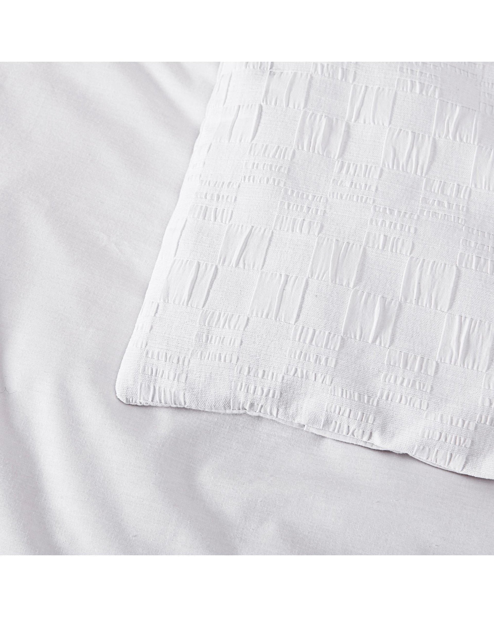 Bianca Bedding Quilt Cover Bianca Bedding COSMO White Polyester Quilt Cover Set