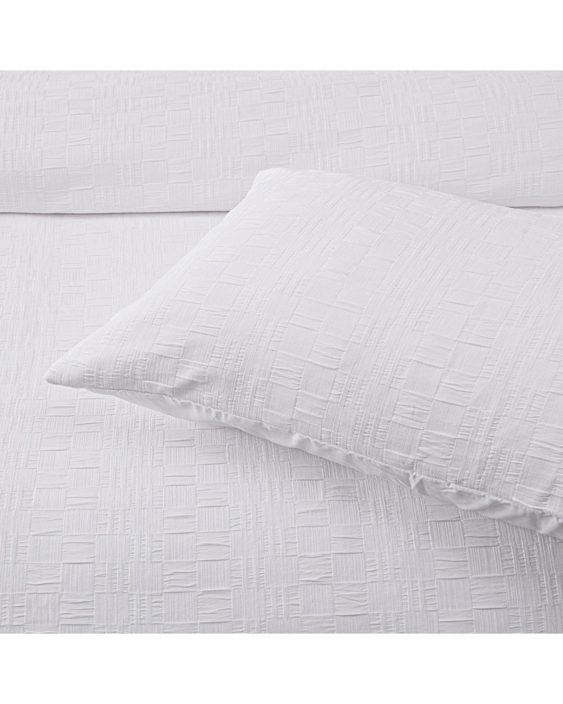 Bianca Bedding Quilt Cover Bianca Bedding COSMO White Polyester Quilt Cover Set