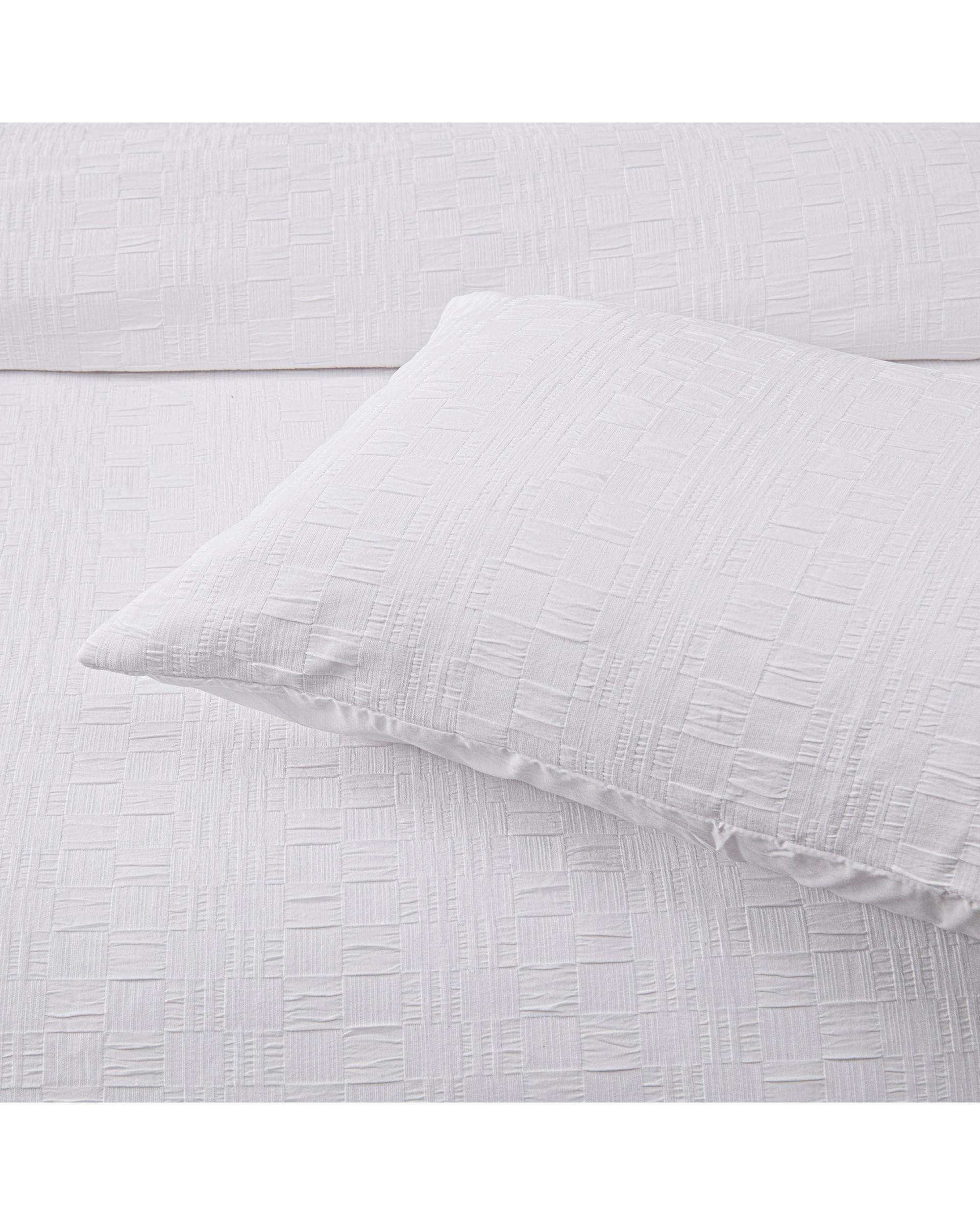 Bianca Bedding Quilt Cover Bianca Bedding COSMO White Polyester Quilt Cover Set