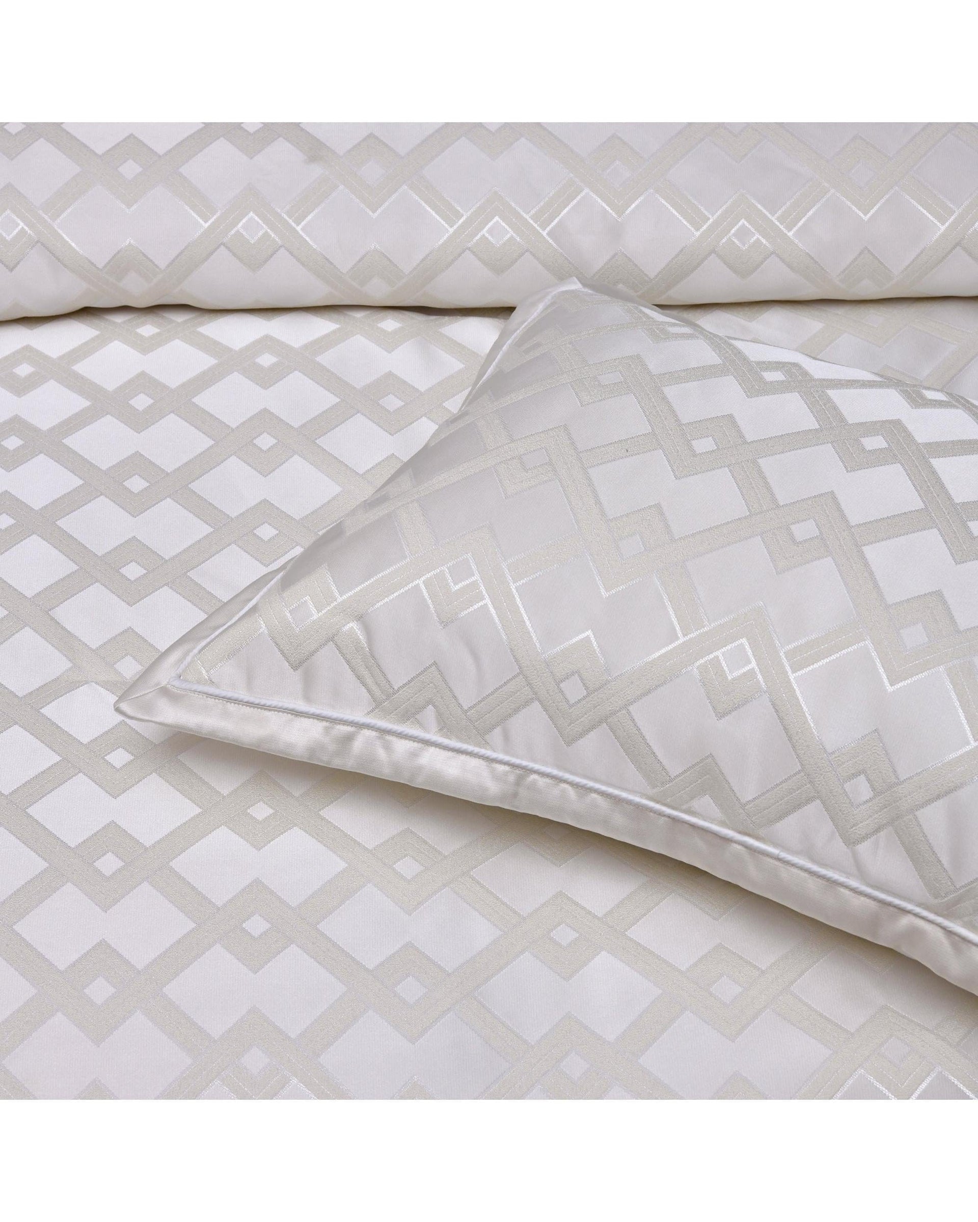 Bianca Bedding Comforter Bianca Bedding FIRENZE Pearl 6-Piece Comforter Set