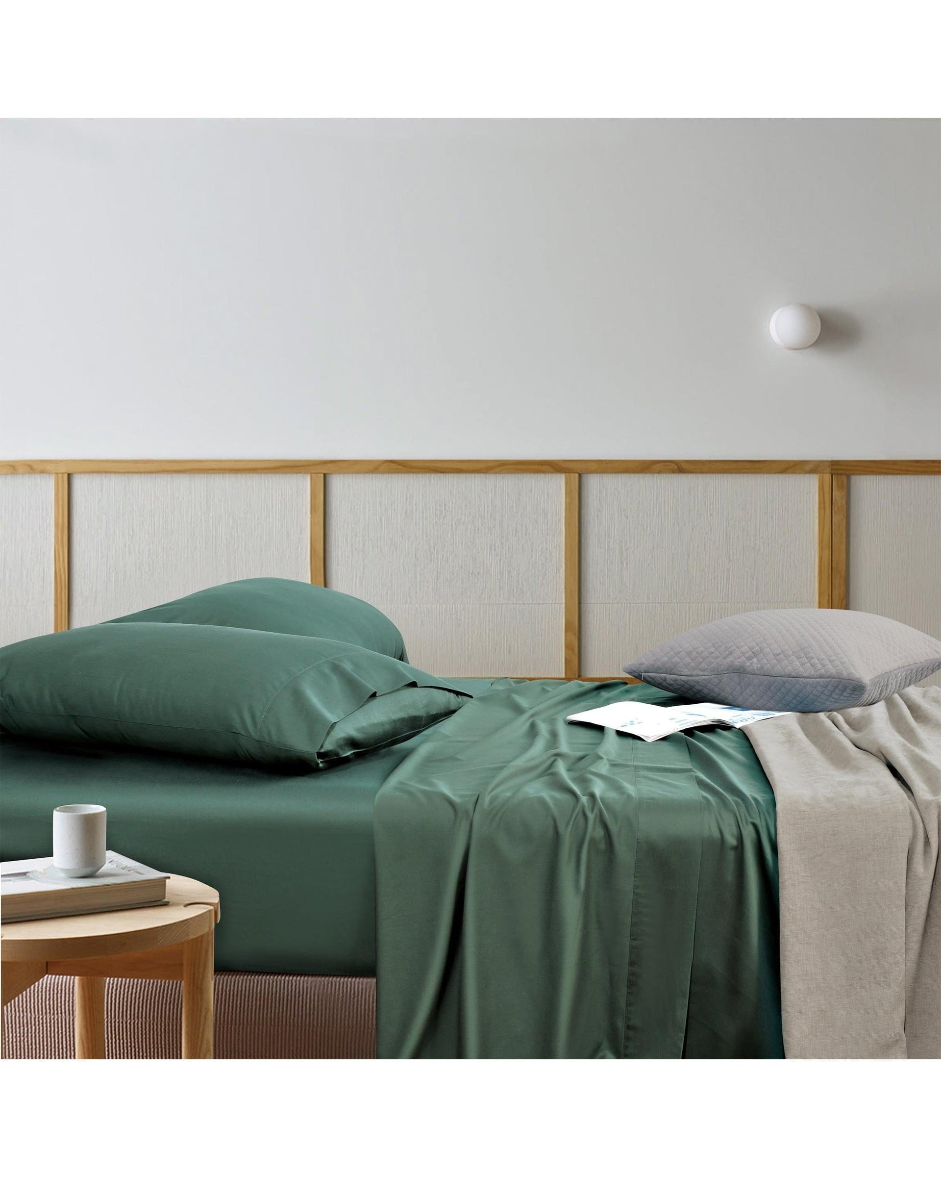 Bianca Bedding Bed Sheets Bianca Bedding Rosebank Extra Long, Extra Wide Flat 500 TC Bamboo/Cotton Sheet Set - Green