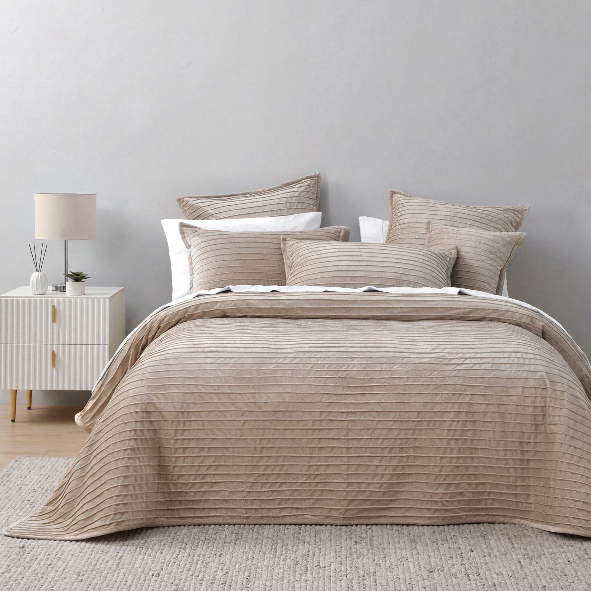Bianca Bedding Coverlet Bianca Saphira  Latte Polyester Velvet Coverlet Set