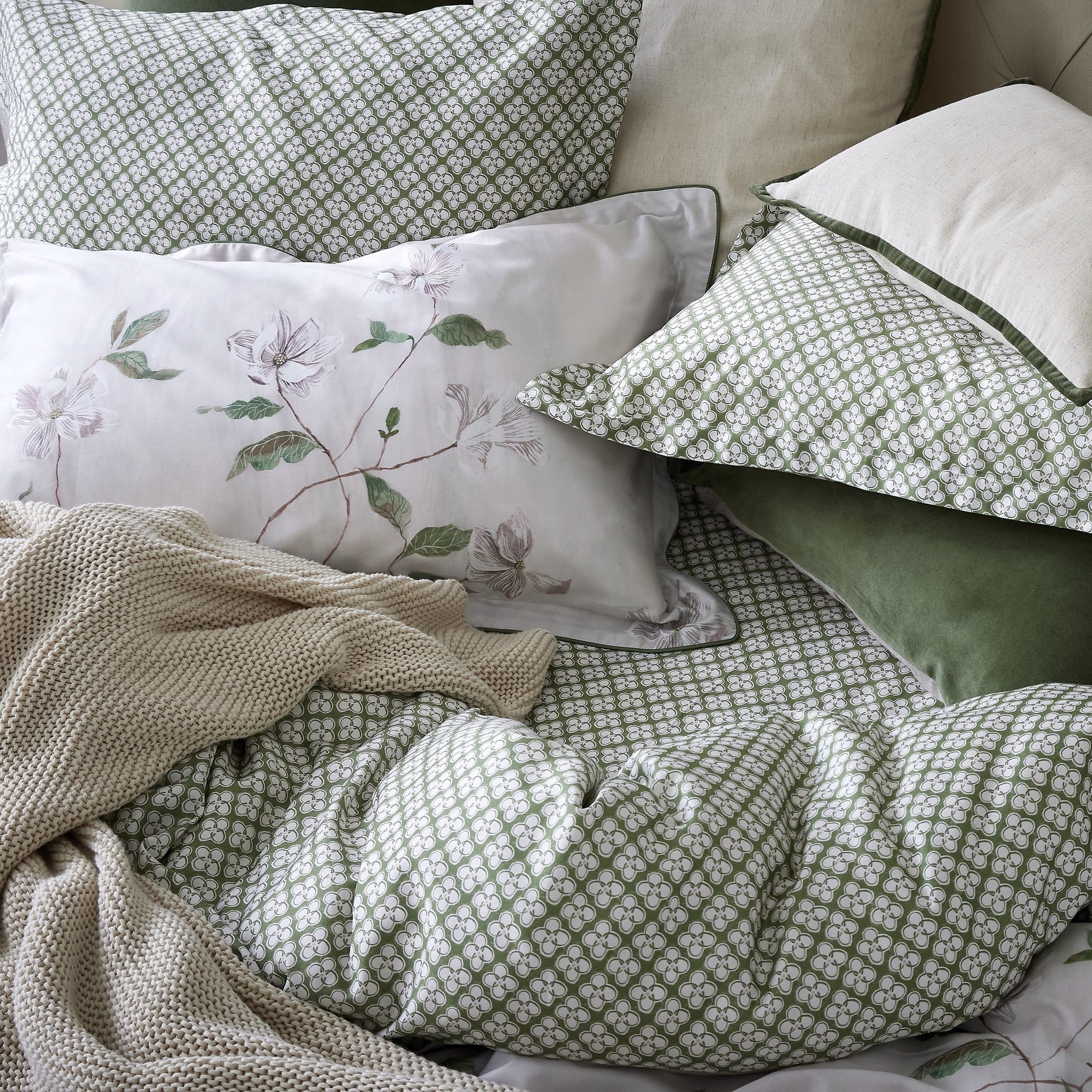 Christy Bath Mat Christy | Magnolia Quilt Cover Set