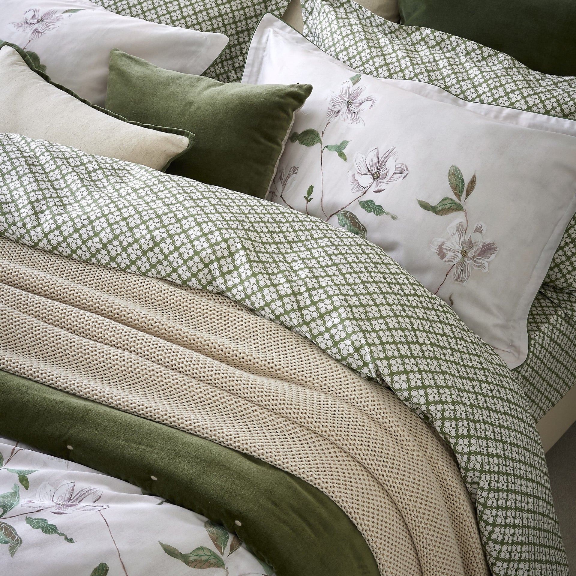 Christy Bath Mat Christy | Magnolia Quilt Cover Set