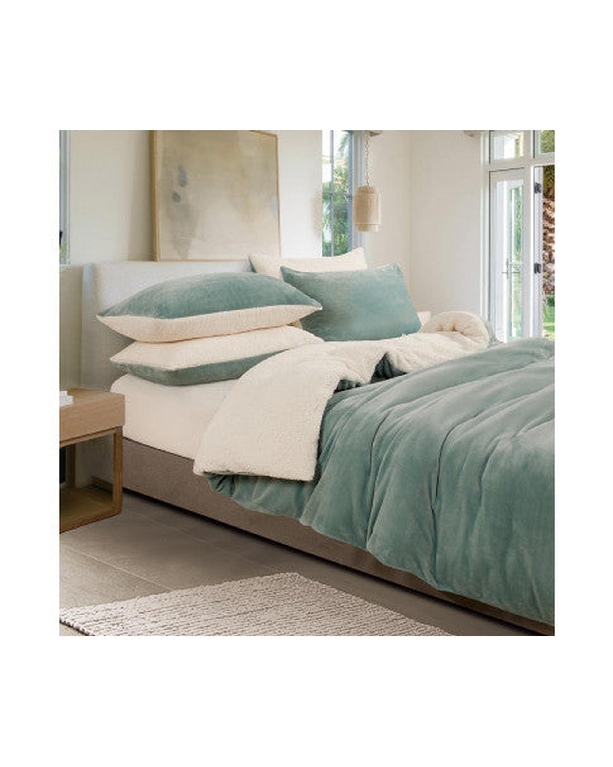 GIOIA CASA Quilt Cover GIOIA CASA 2 in 1 Teddy Sherpa Quilt Cover Set and Blanket - SAGE GREEN