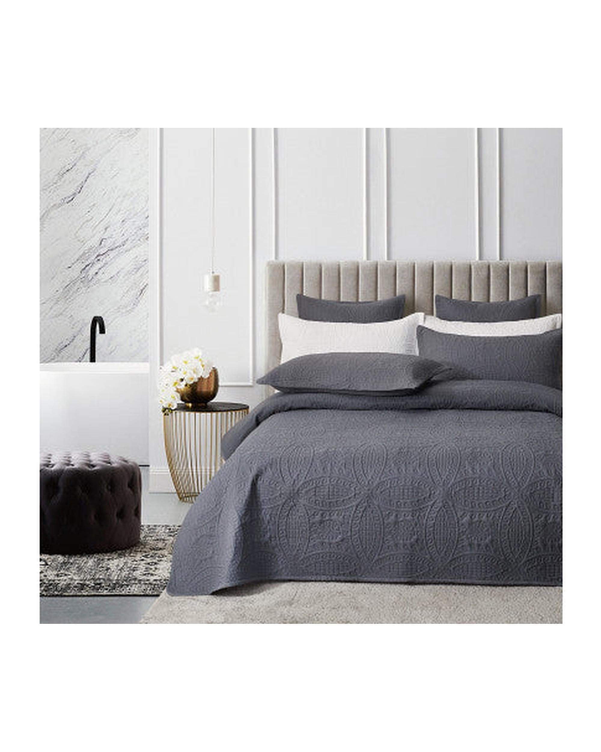 GIOIA CASA Coverlet GIOIA CASA Lisbon Quilted 3 Pieces Embossed Coverlet Set - CHARCOAL