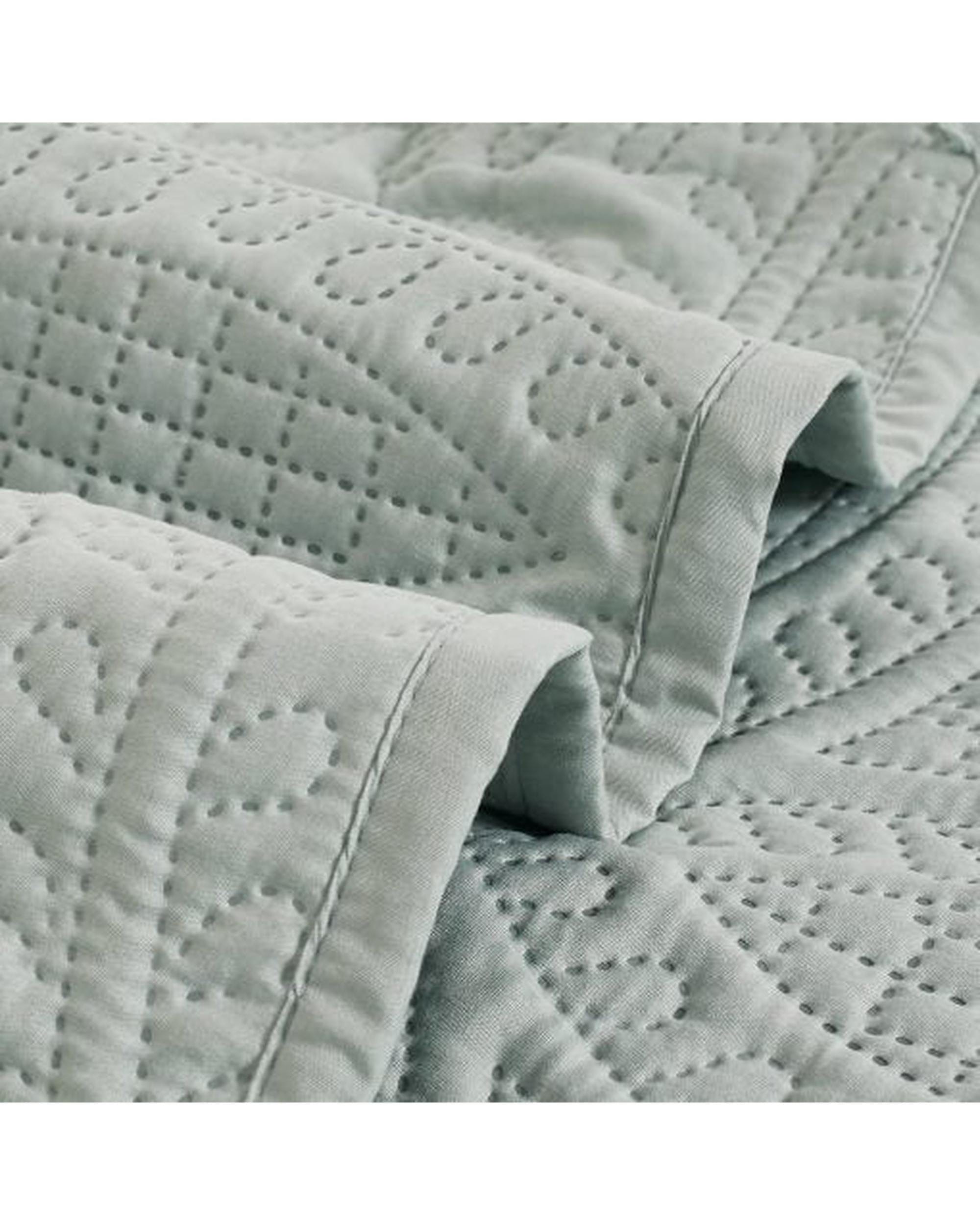 GIOIA CASA Coverlet GIOIA CASA Lisbon Quilted 3 Pieces Embossed Coverlet Set - SAGE GREEN