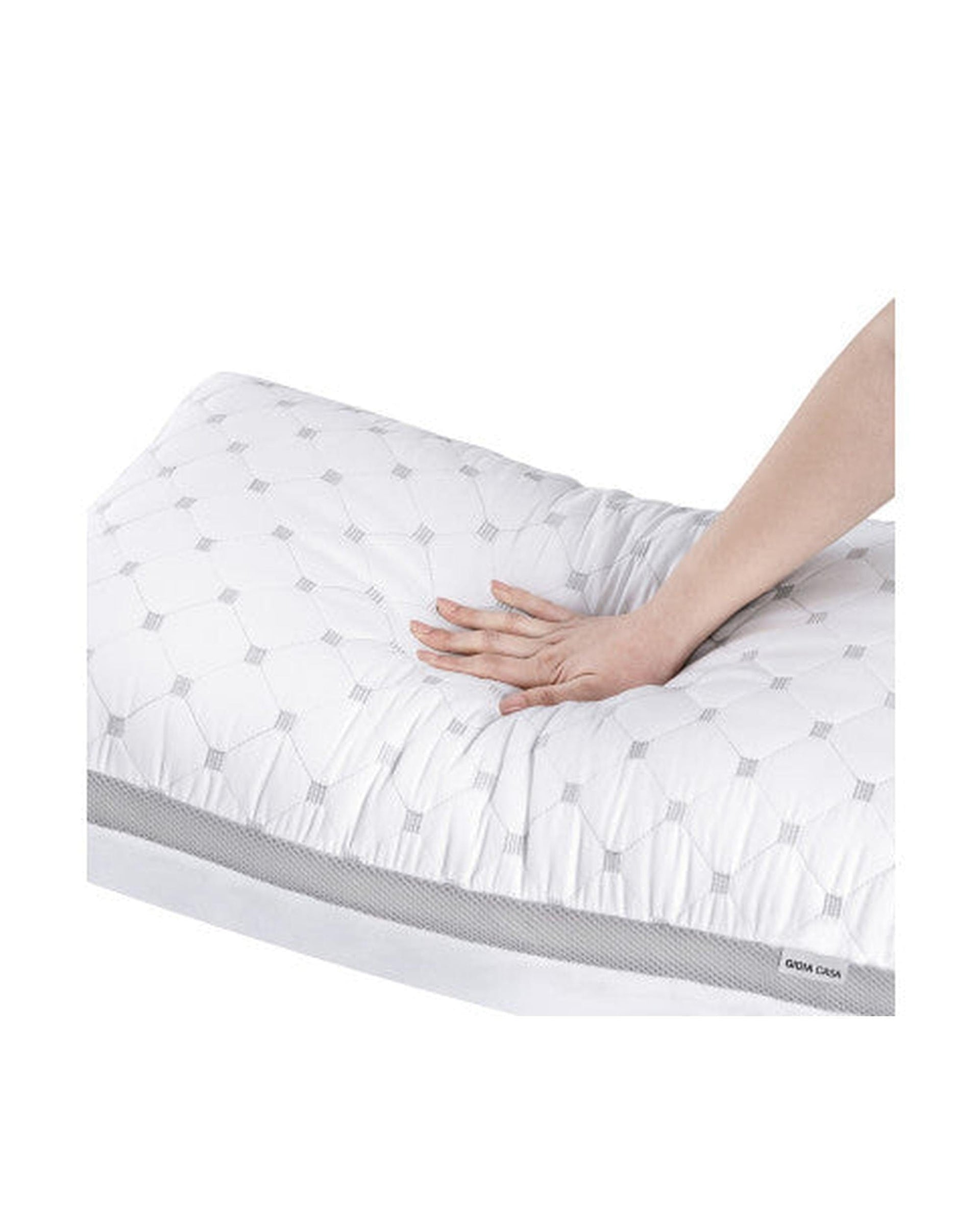 GIOIA CASA Pillows/Cushions GIOIA CASA Luxury Bamboo Cooling Twin pack plush down-like pillows with 2 bonus quilted waterproof pillow protectors