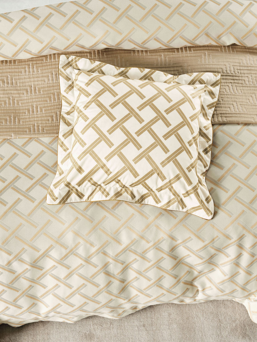 GRACE BY LINEN HOUSE VALERIA CHAMPAGNE QUILT COVER SET Linen House