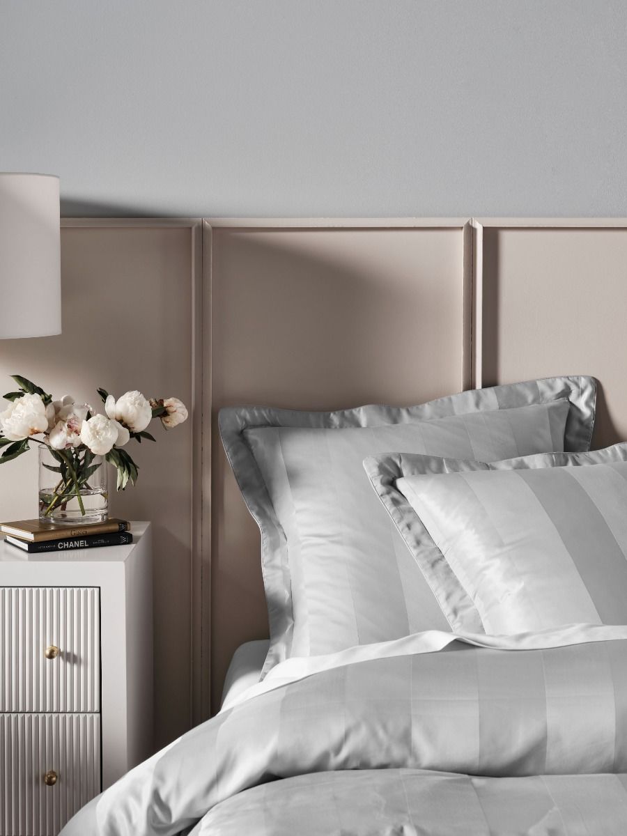 GRACE BY LINEN HOUSE FRANCESCO SILVER QUILT COVER SET Linen House