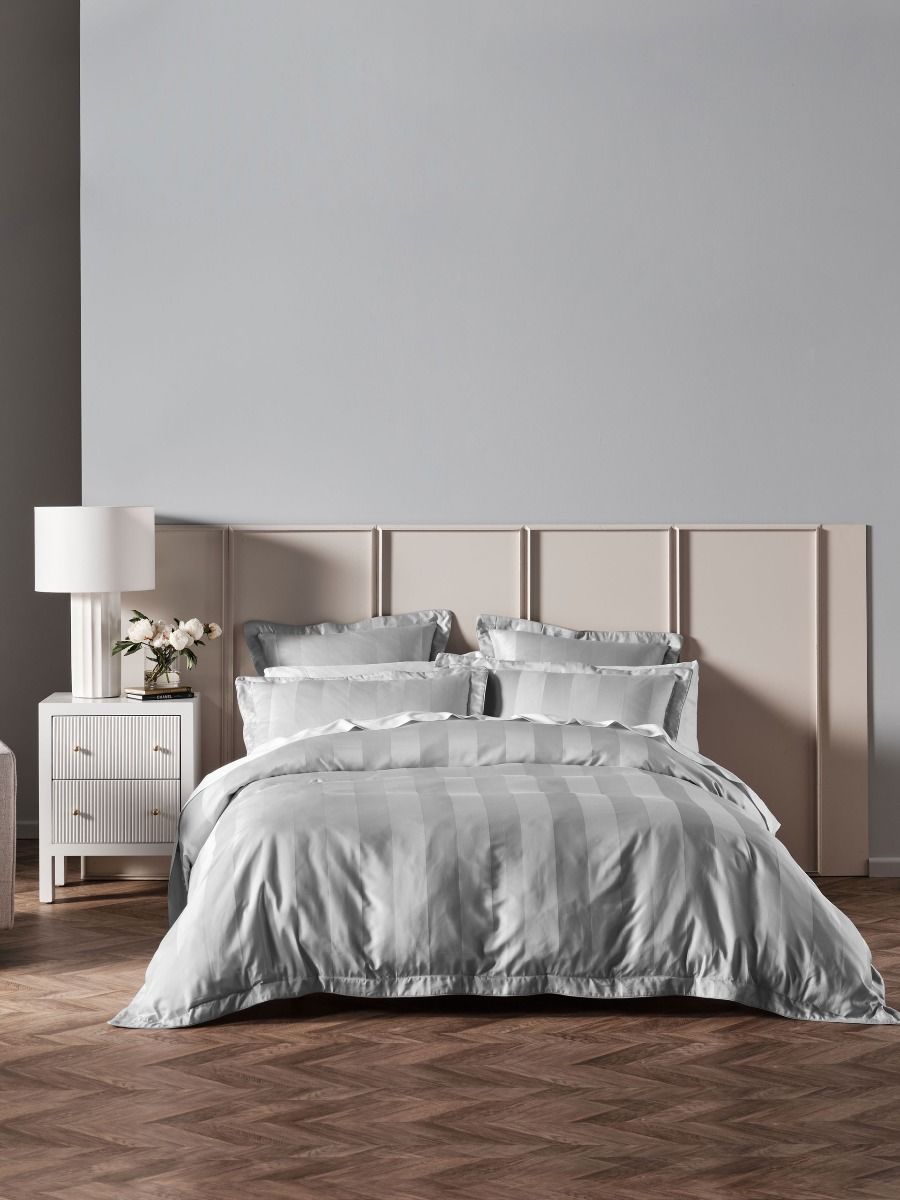 GRACE BY LINEN HOUSE FRANCESCO SILVER QUILT COVER SET Linen House