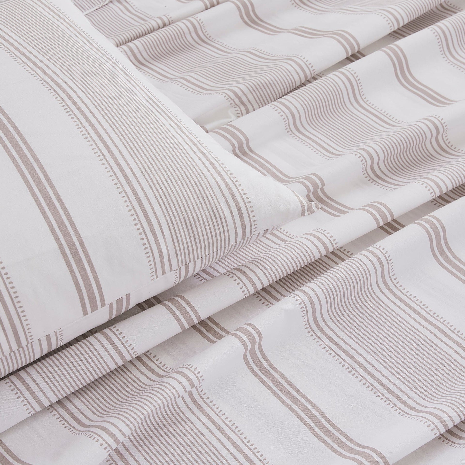 Laura Ashley Bed Sheets LAURA ASHLEY HEACHAM SHEET SET