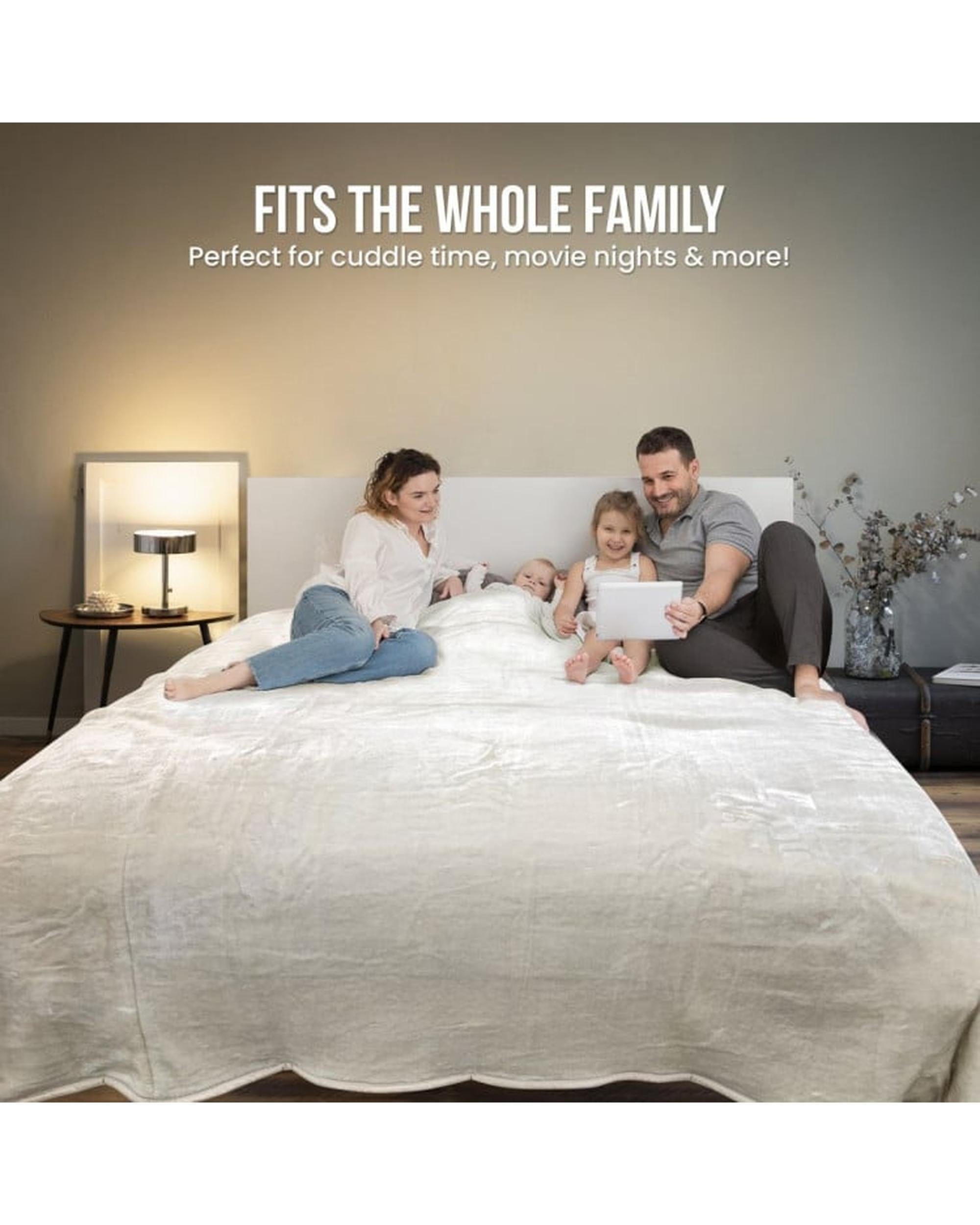 Laura Hill Blanket Laura Hill XL Double-Sided Oversized Faux Mink Blanket 305x305cm Beige