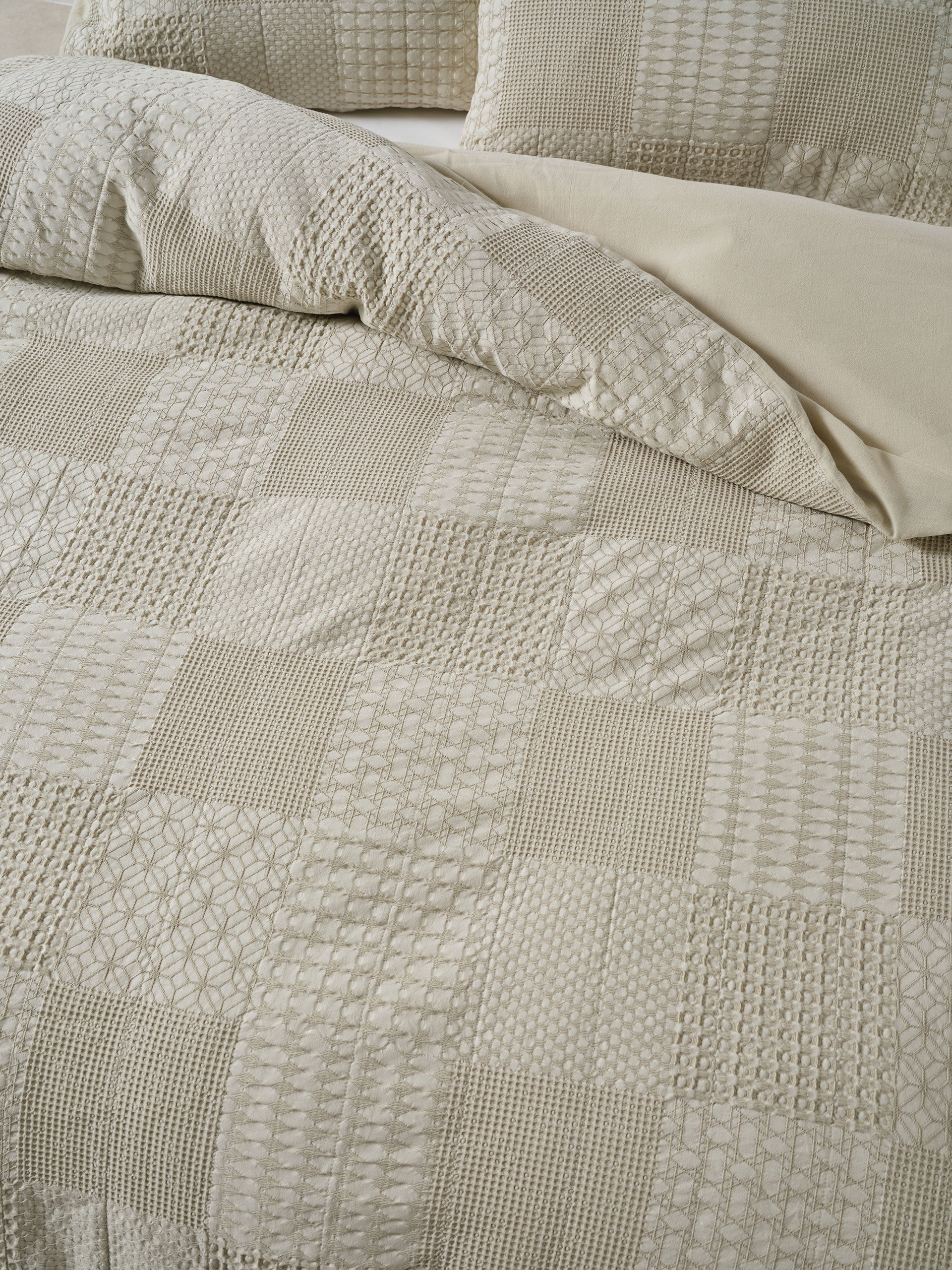 Linen House Adeline Natural Quilt Cover Set