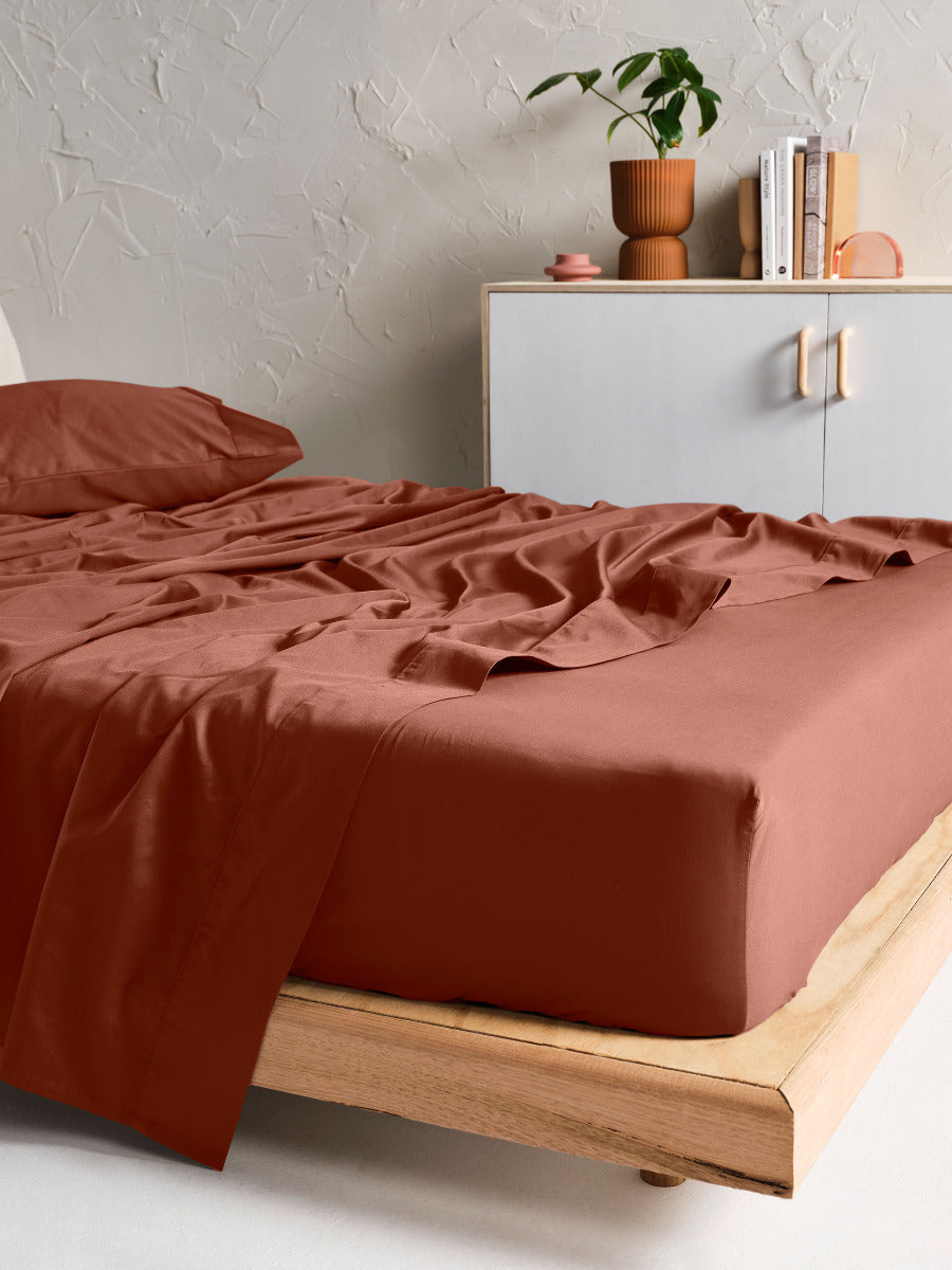 LINEN HOUSE AUGUSTA | BRICK FITTED SHEET SET