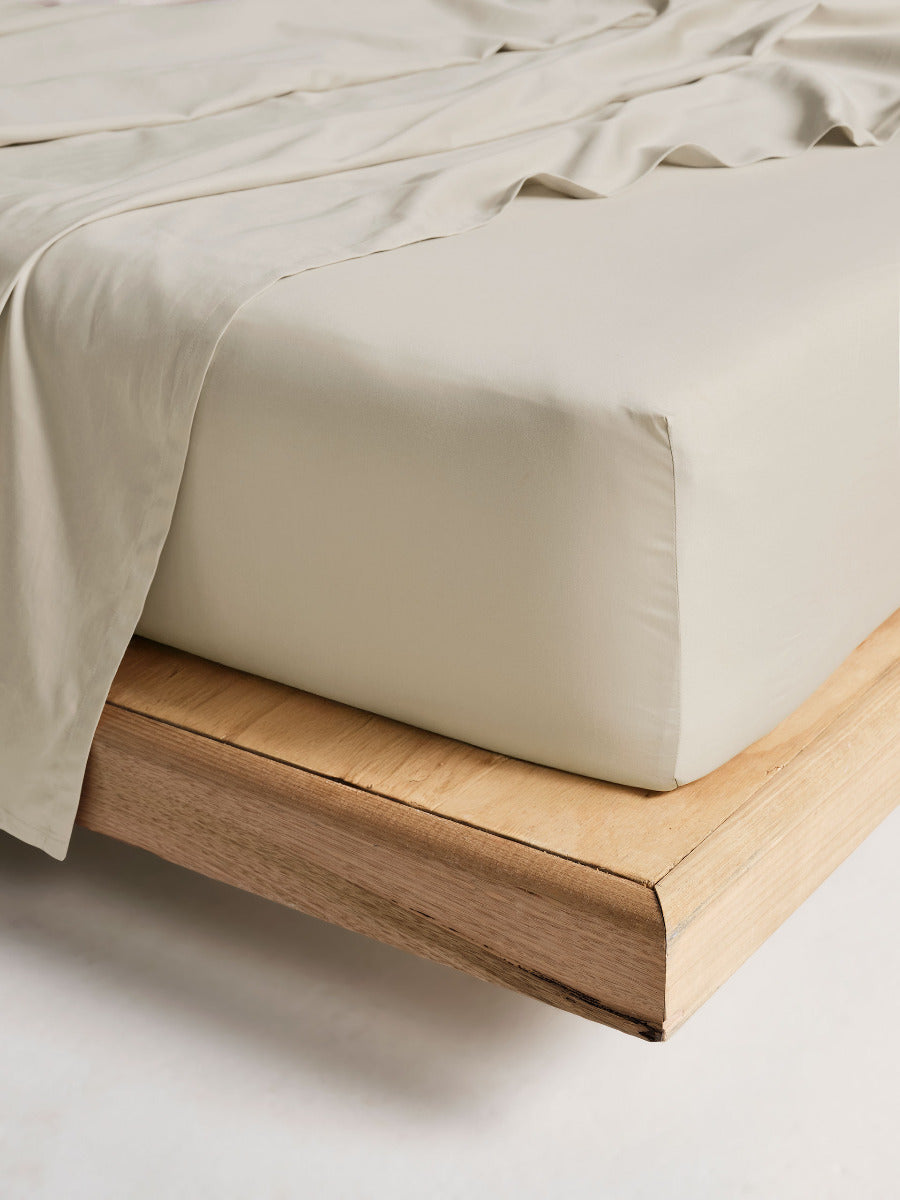 LINEN HOUSE AUGUSTA | NATURAL FITTED SHEET SET
