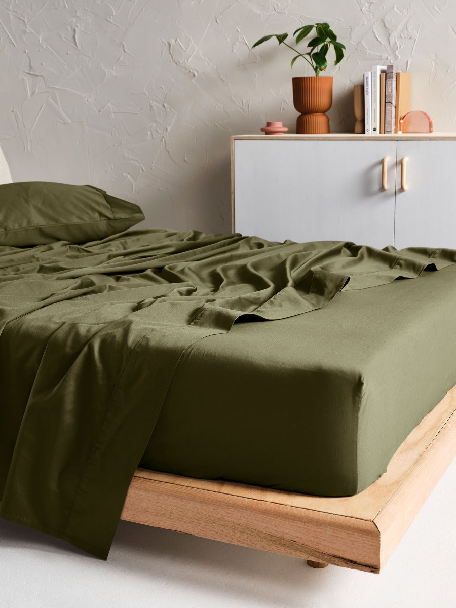 LINEN HOUSE AUGUSTA |  OLIVE SHEET SET