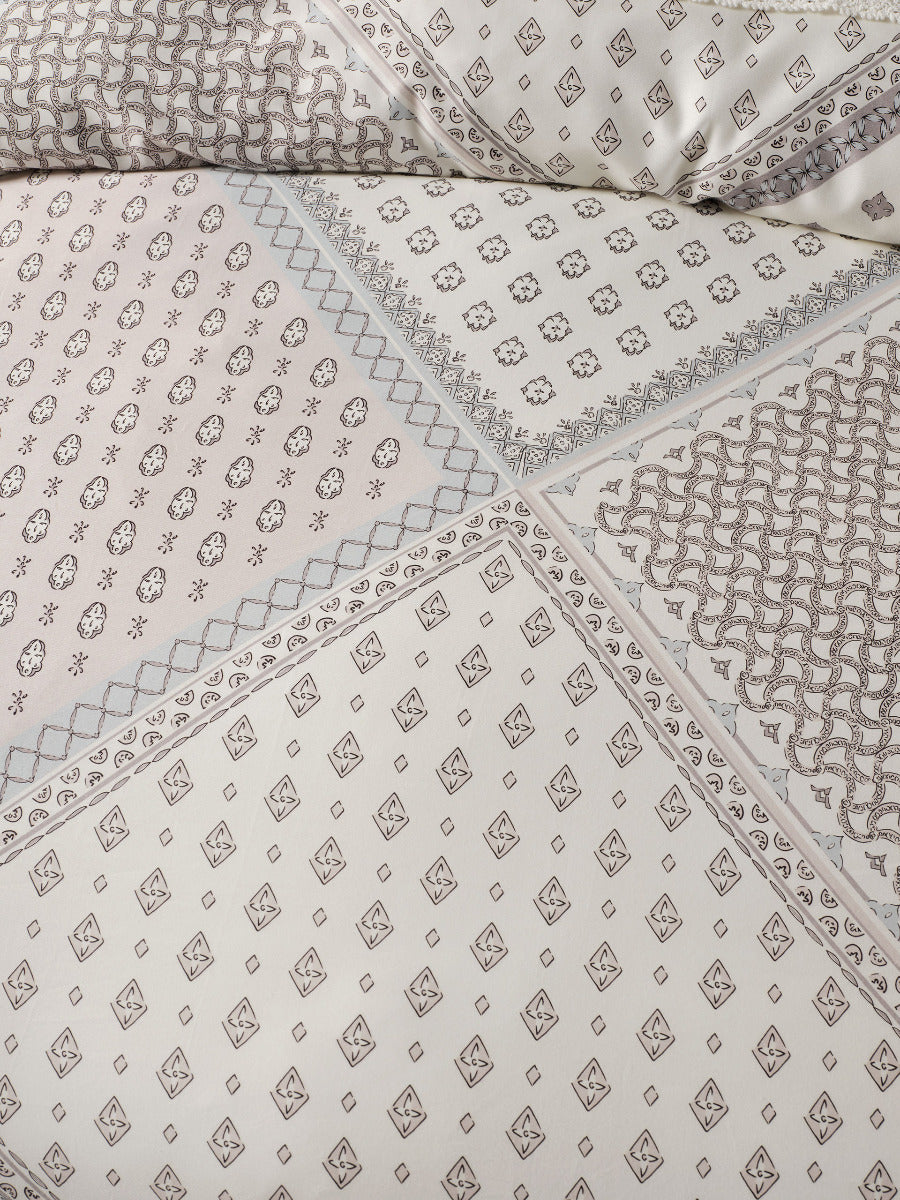 LINEN HOUSE AVENE CLOUD QUILT COVER SET Linen House