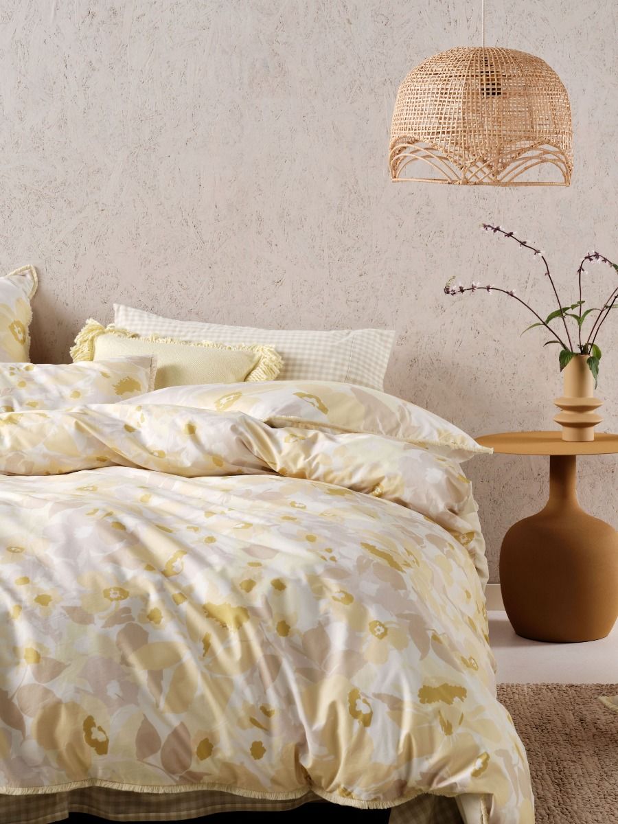 LINEN HOUSE DAFFODIL GARDEN QUILT COVER SET Linen House