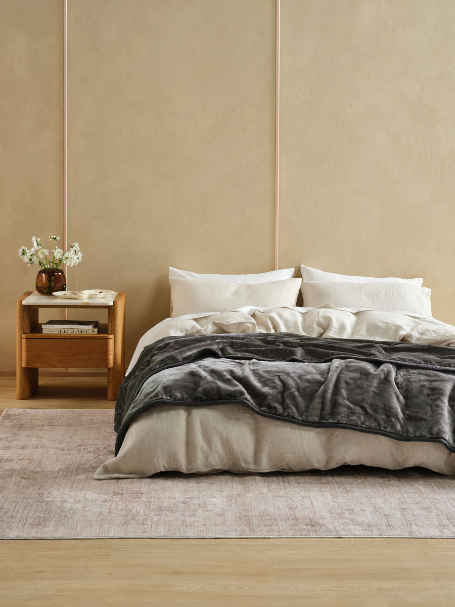 Linen House DOVER Blanket - SHADOW Linen House