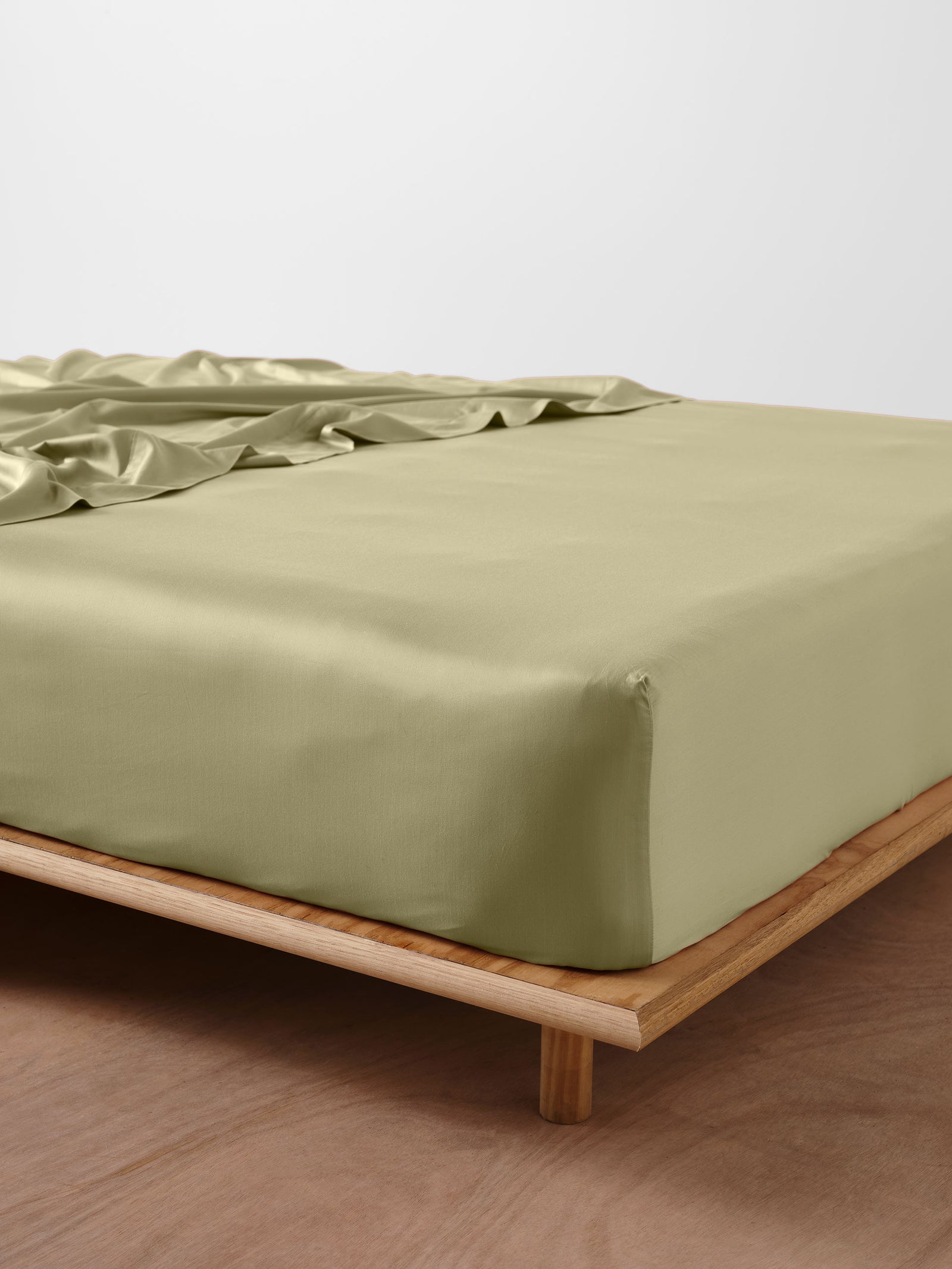 Linen House Haven Fitted Sheet Set 50cm