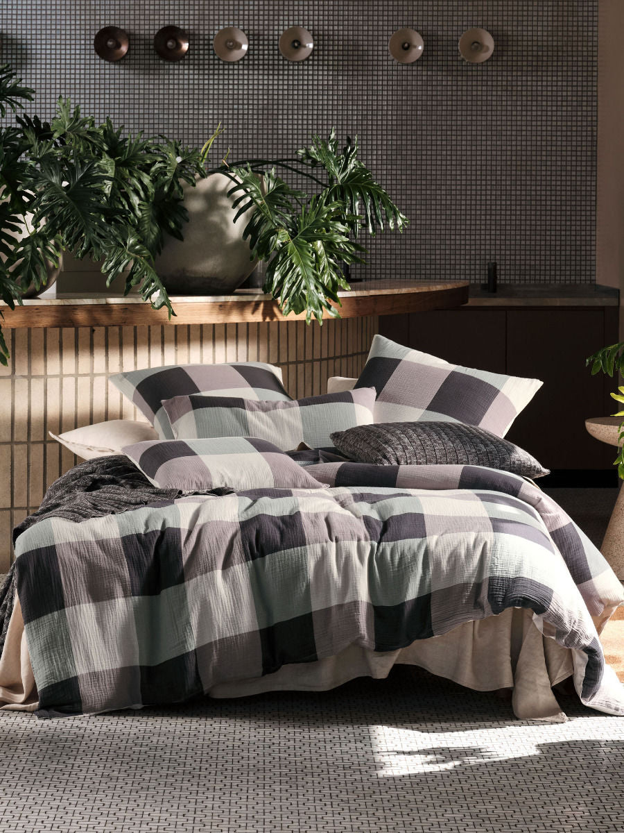LINEN HOUSE IRVINE NIGHT QUILT COVER SET Linen House