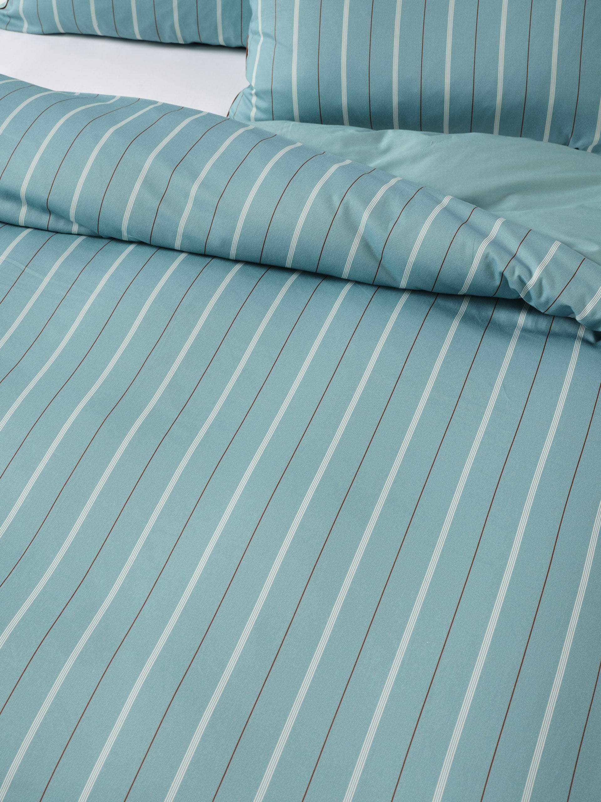 Linen House Monday Stripe Reef Quilt Cover Set