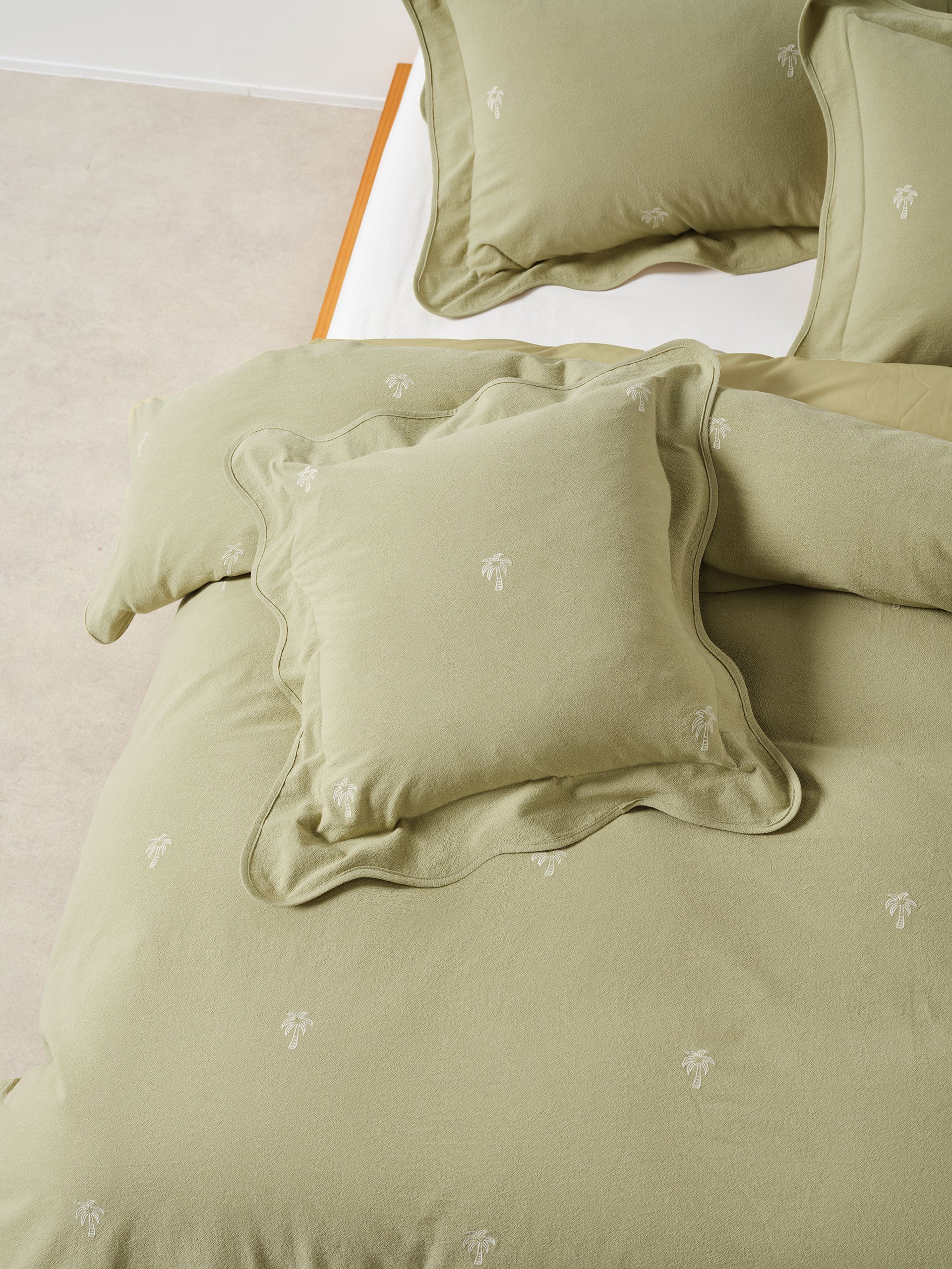 Linen House Palmier Quilt Cover Set
