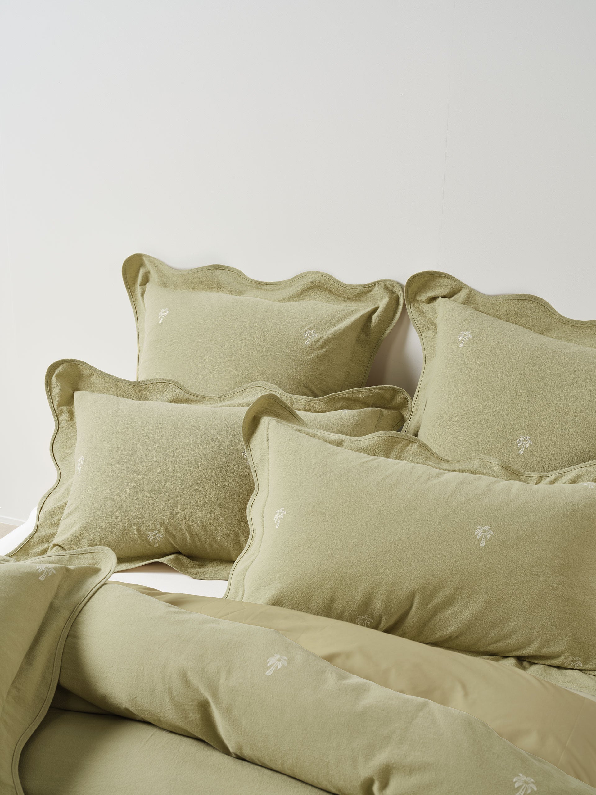 Linen House Palmier Quilt Cover Set