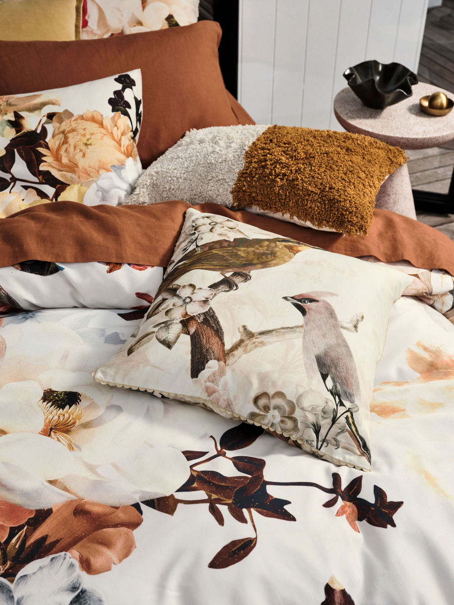 LINEN HOUSE PRIMAVERA QUILT COVER SET Linen House