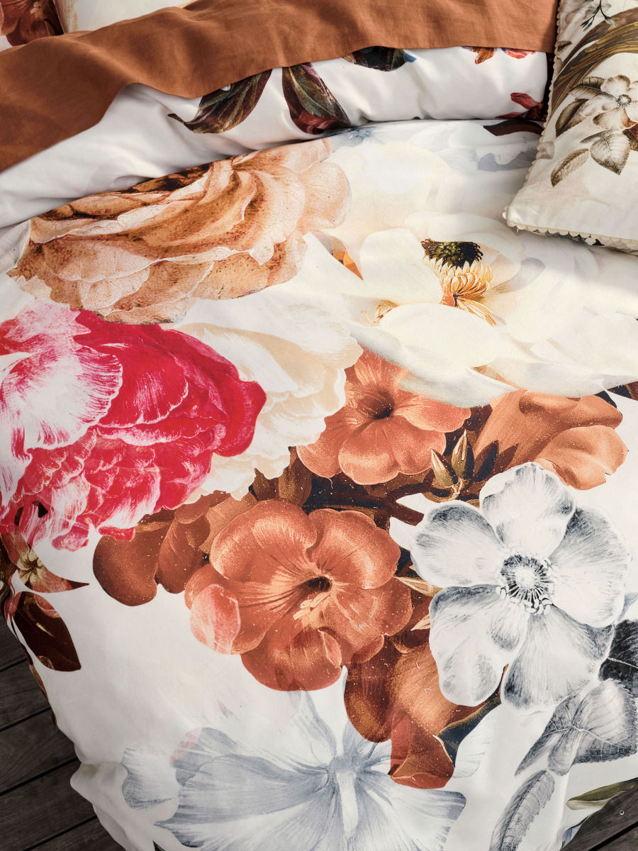 LINEN HOUSE PRIMAVERA QUILT COVER SET Linen House