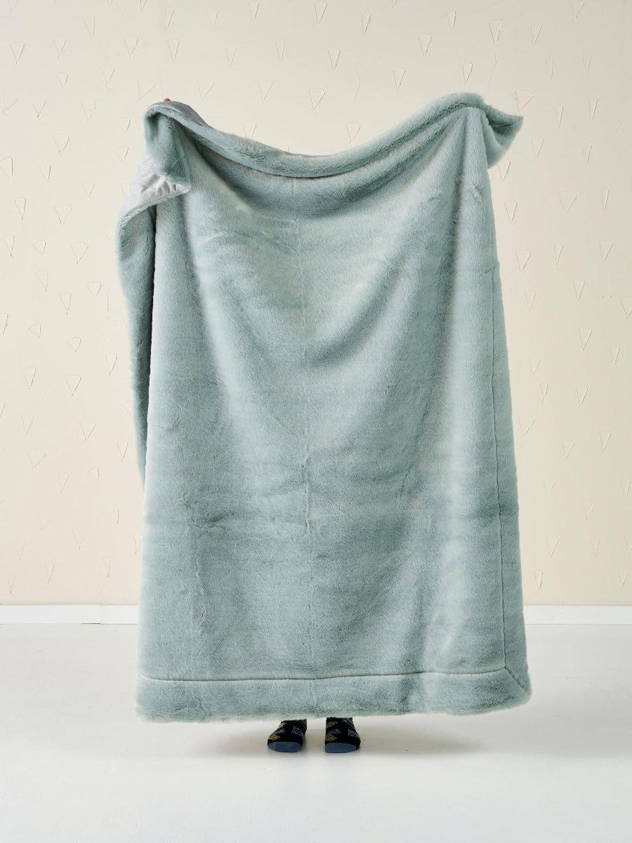 Linen House SELMA THROW - MIST Linen House