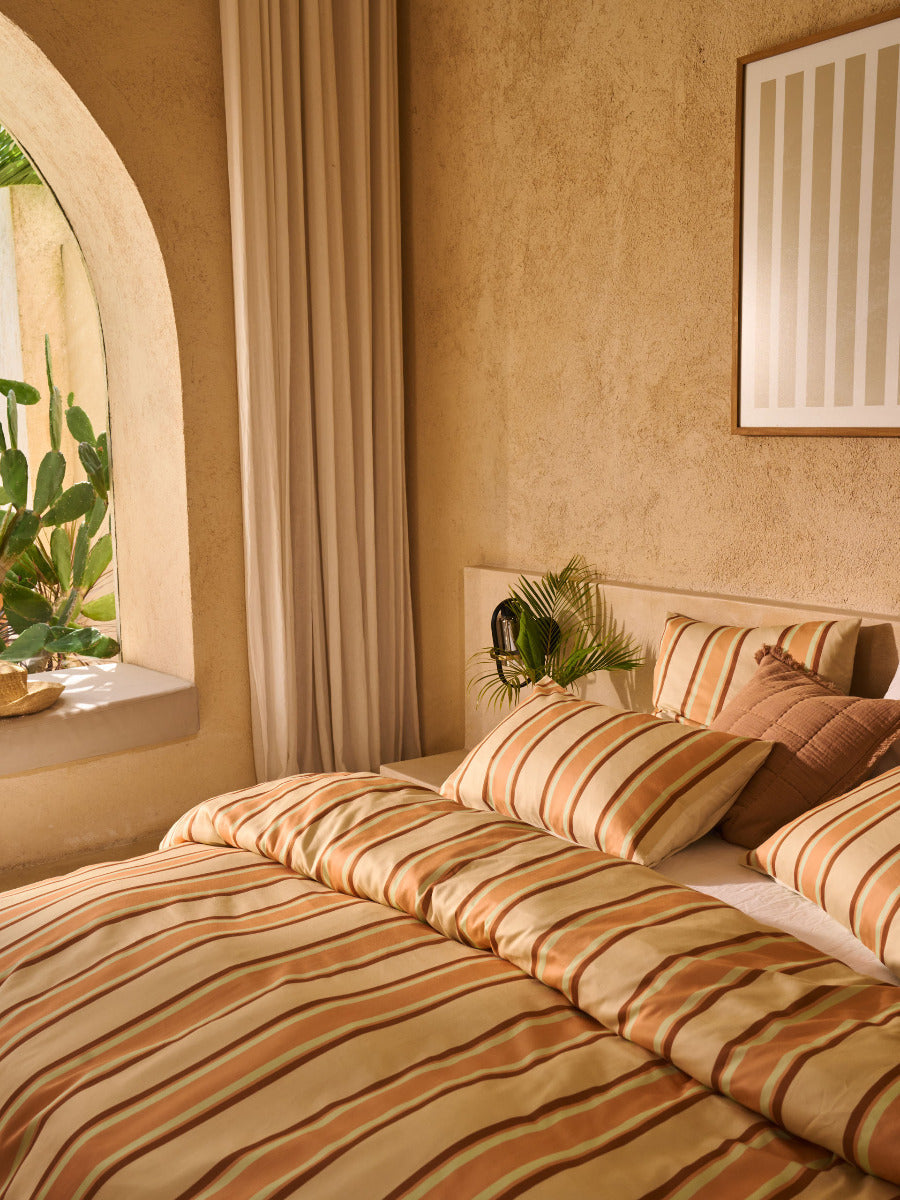 LINEN HOUSE COTTESLOE | NECTAR QUILT COVER Linen House