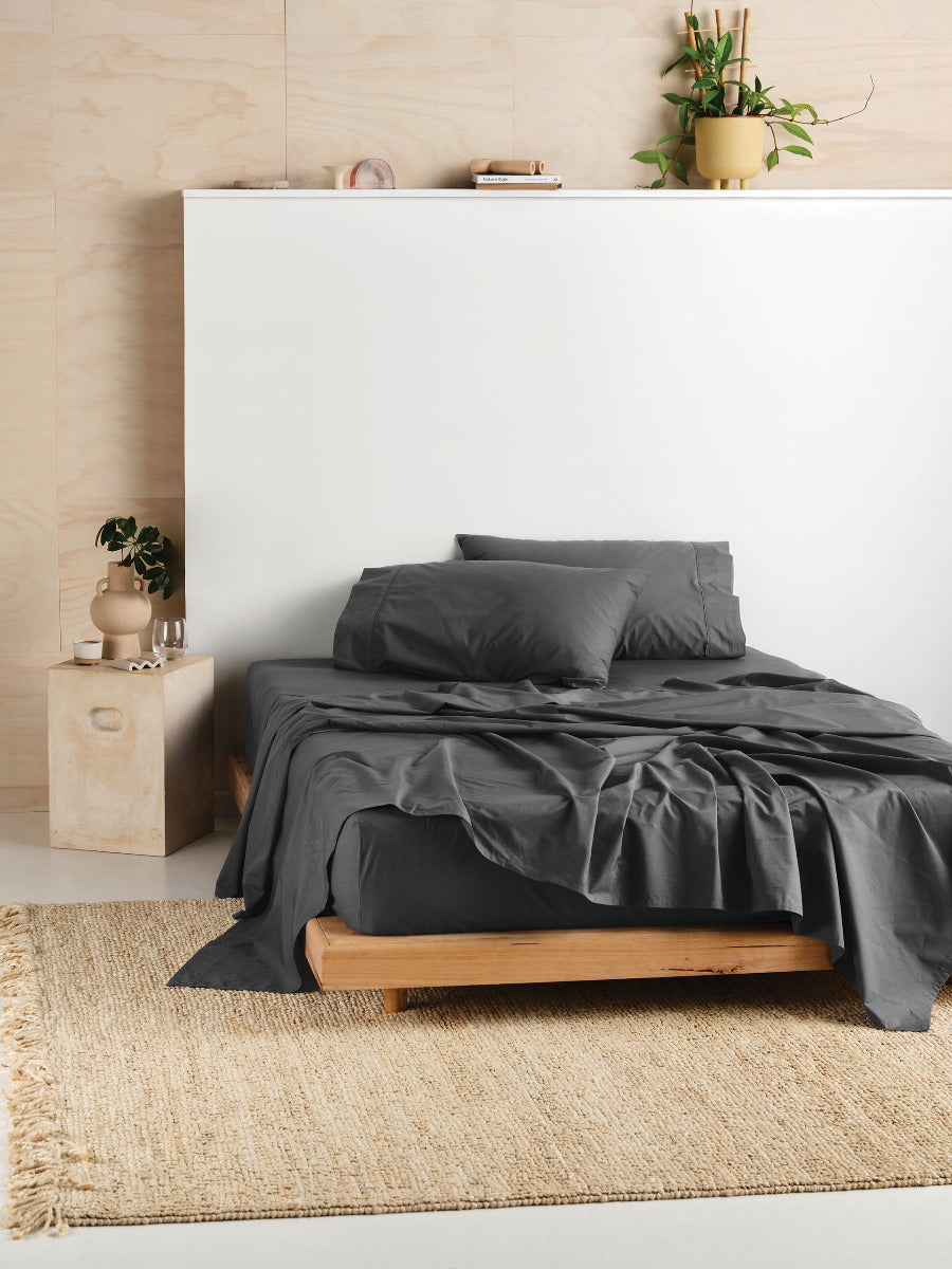 LINEN HOUSE VIENNA | CHARCOAL FITTED SHEET Linen House