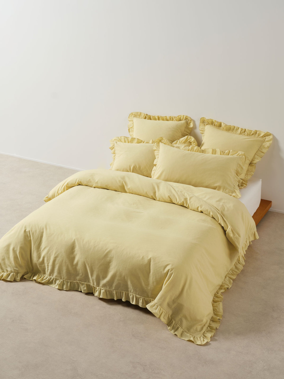 Linen House Vintage Ruffle Ballet Quilt Cover Set