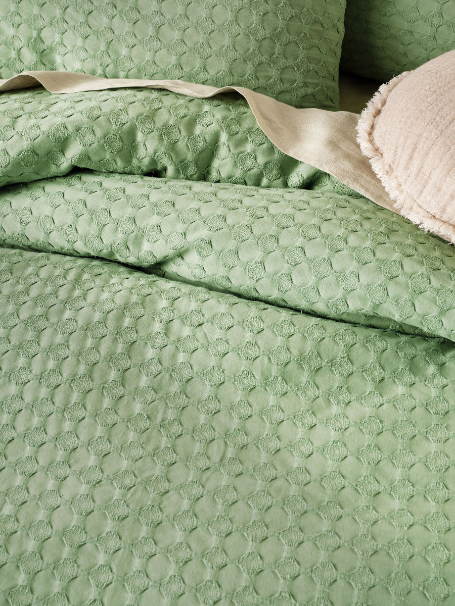 LINEN HOUSE VISTA LEAF QUILT COVER SET Linen House